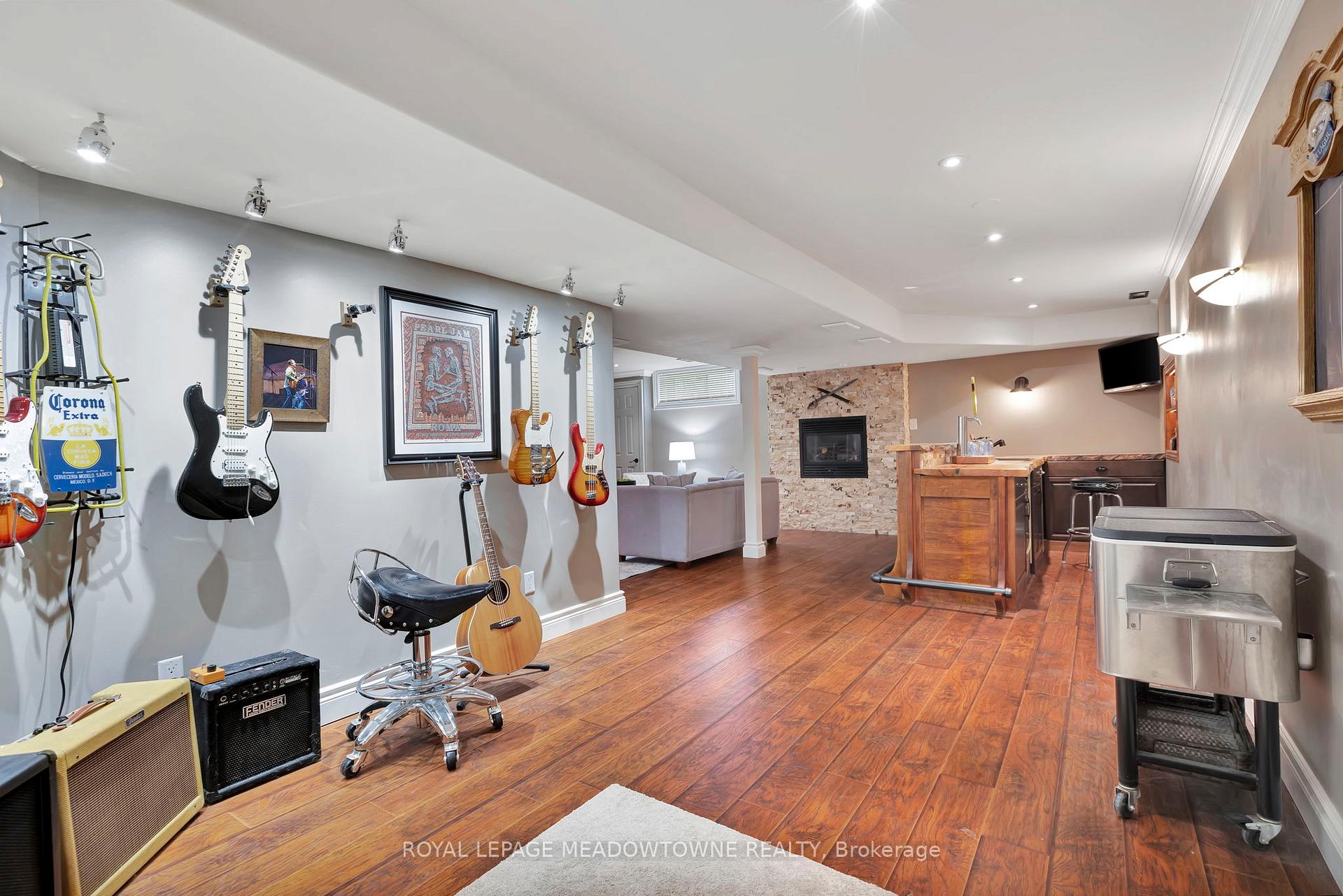 Photo 27 of 1 Woodspring Court E, Hamilton, Rural Flamborough — HOMEH