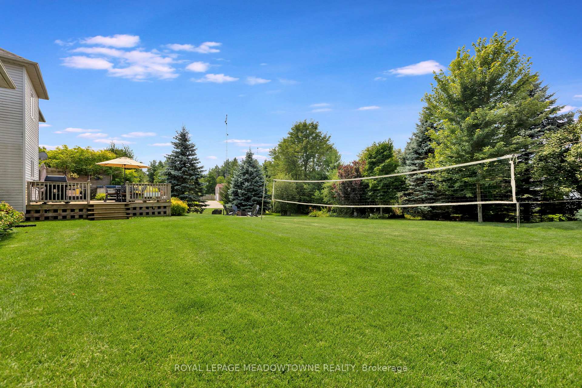 Photo 34 of 1 Woodspring Court E, Hamilton, Rural Flamborough — HOMEH