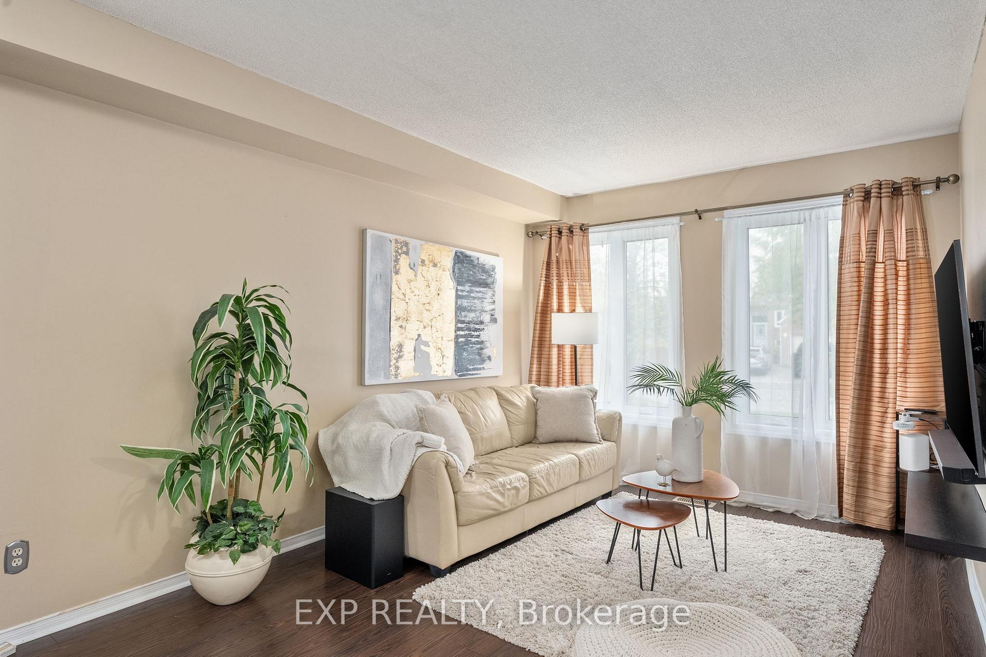 Photo 6 of 35 Churchland Drive, Barrie, Holly — HOMEH