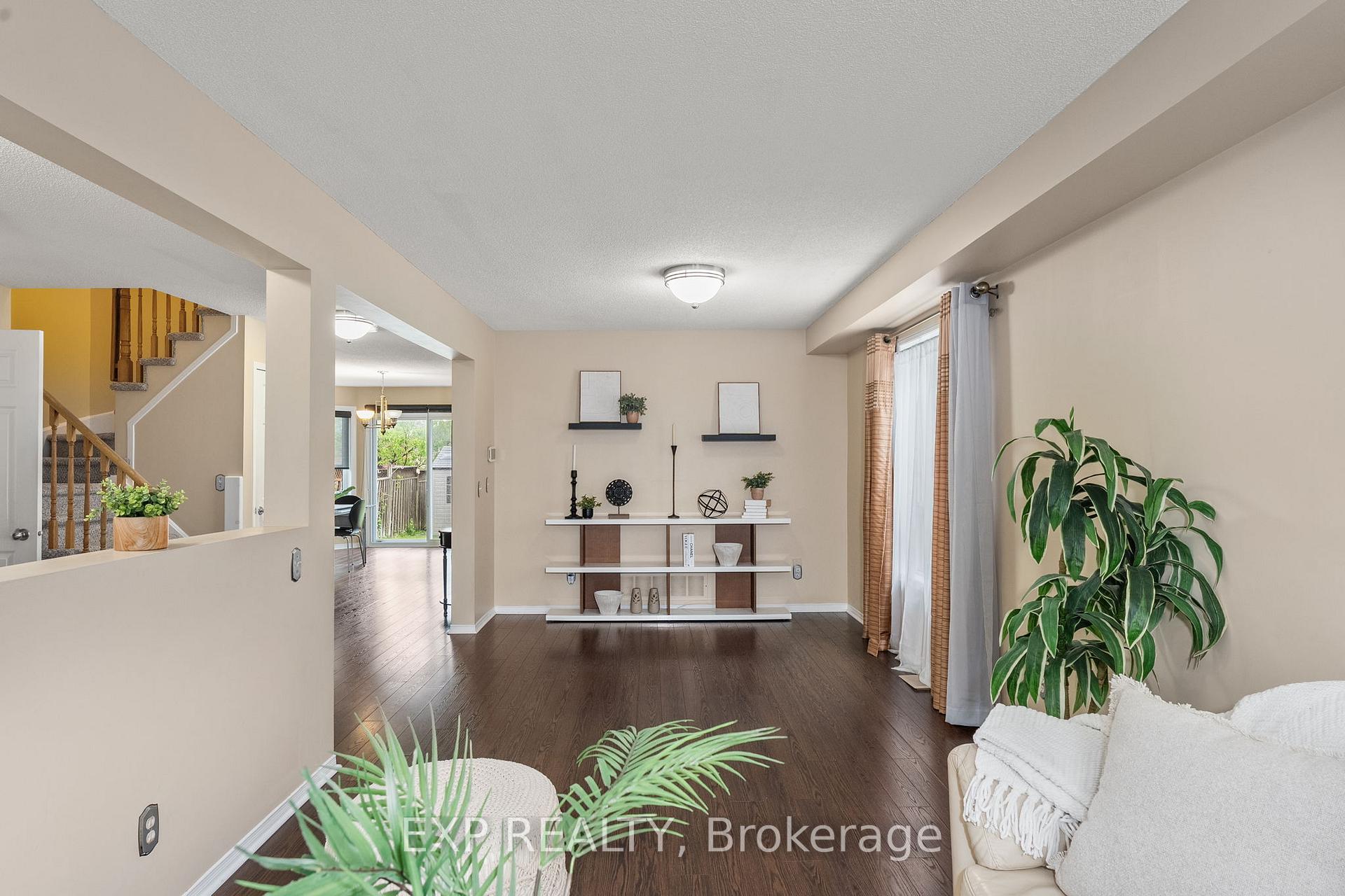 Photo 7 of 35 Churchland Drive, Barrie, Holly — HOMEH