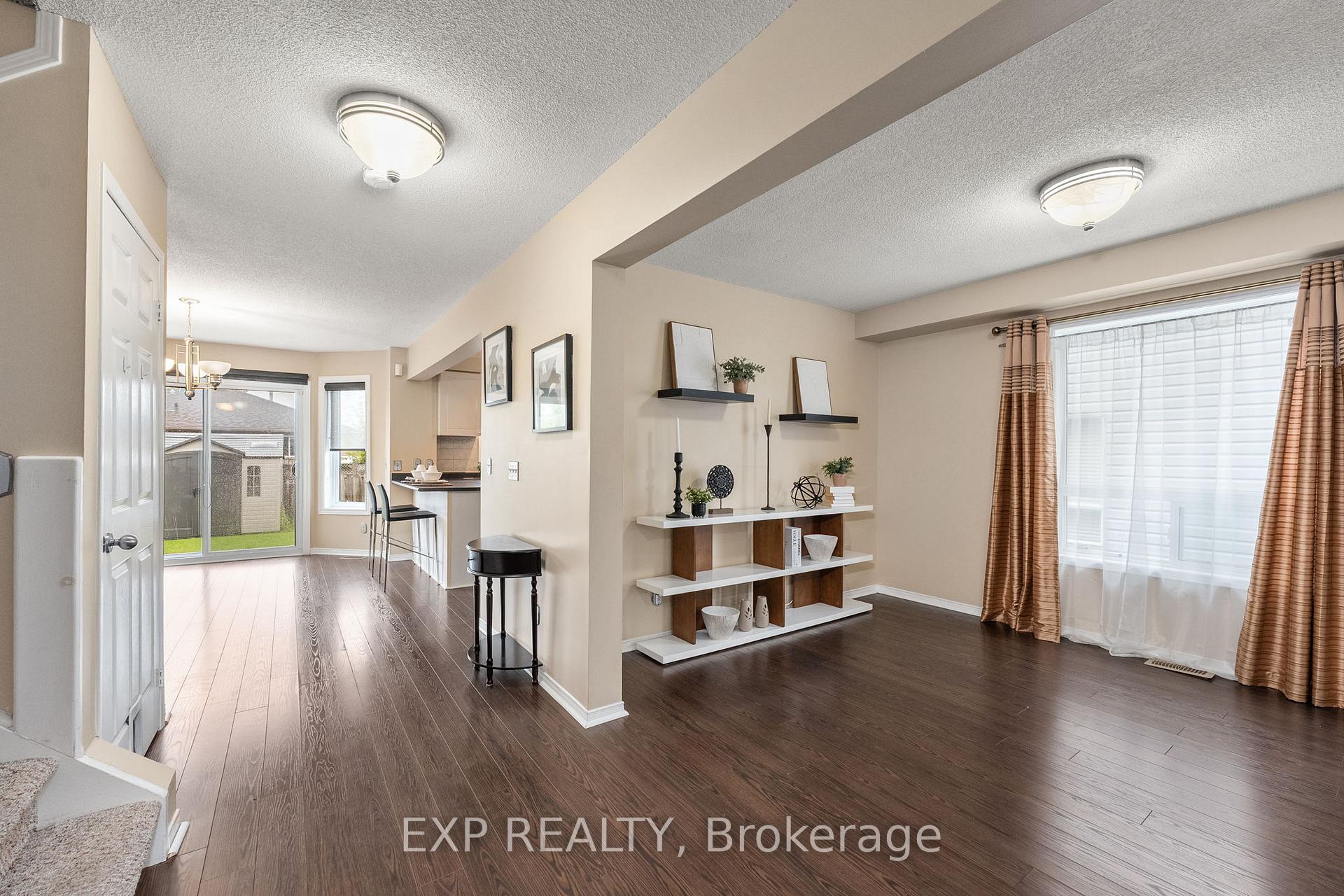 Photo 8 of 35 Churchland Drive, Barrie, Holly — HOMEH
