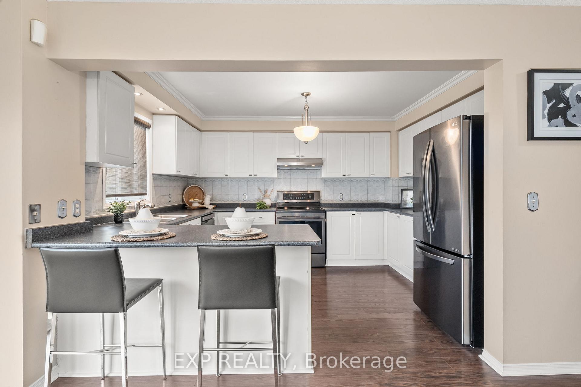 Photo 9 of 35 Churchland Drive, Barrie, Holly — HOMEH