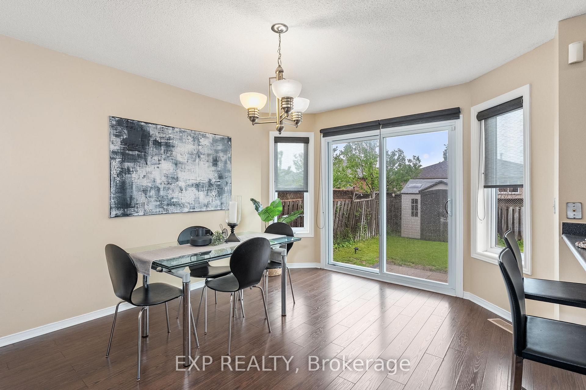 Photo 13 of 35 Churchland Drive, Barrie, Holly — HOMEH