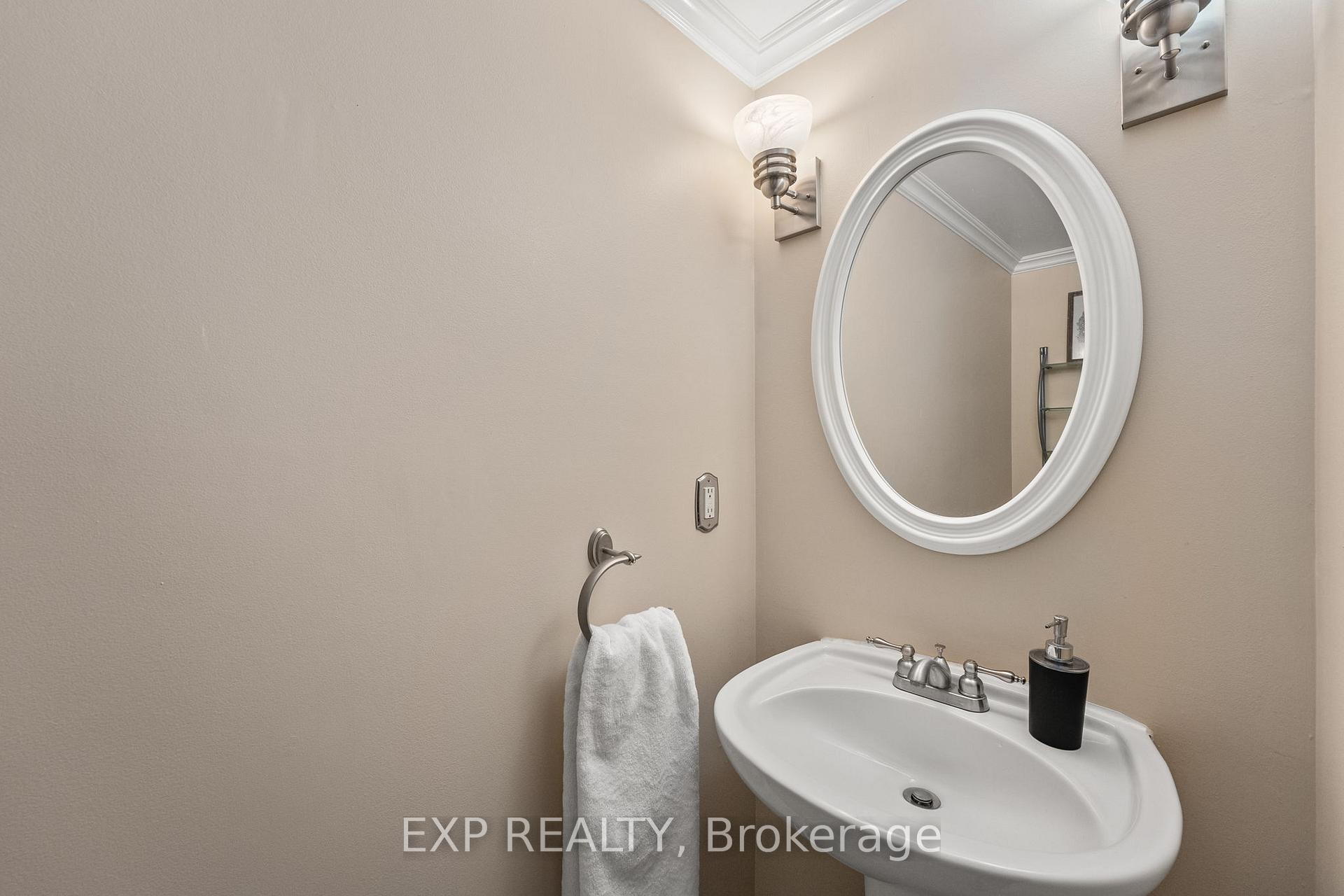 Photo 14 of 35 Churchland Drive, Barrie, Holly — HOMEH