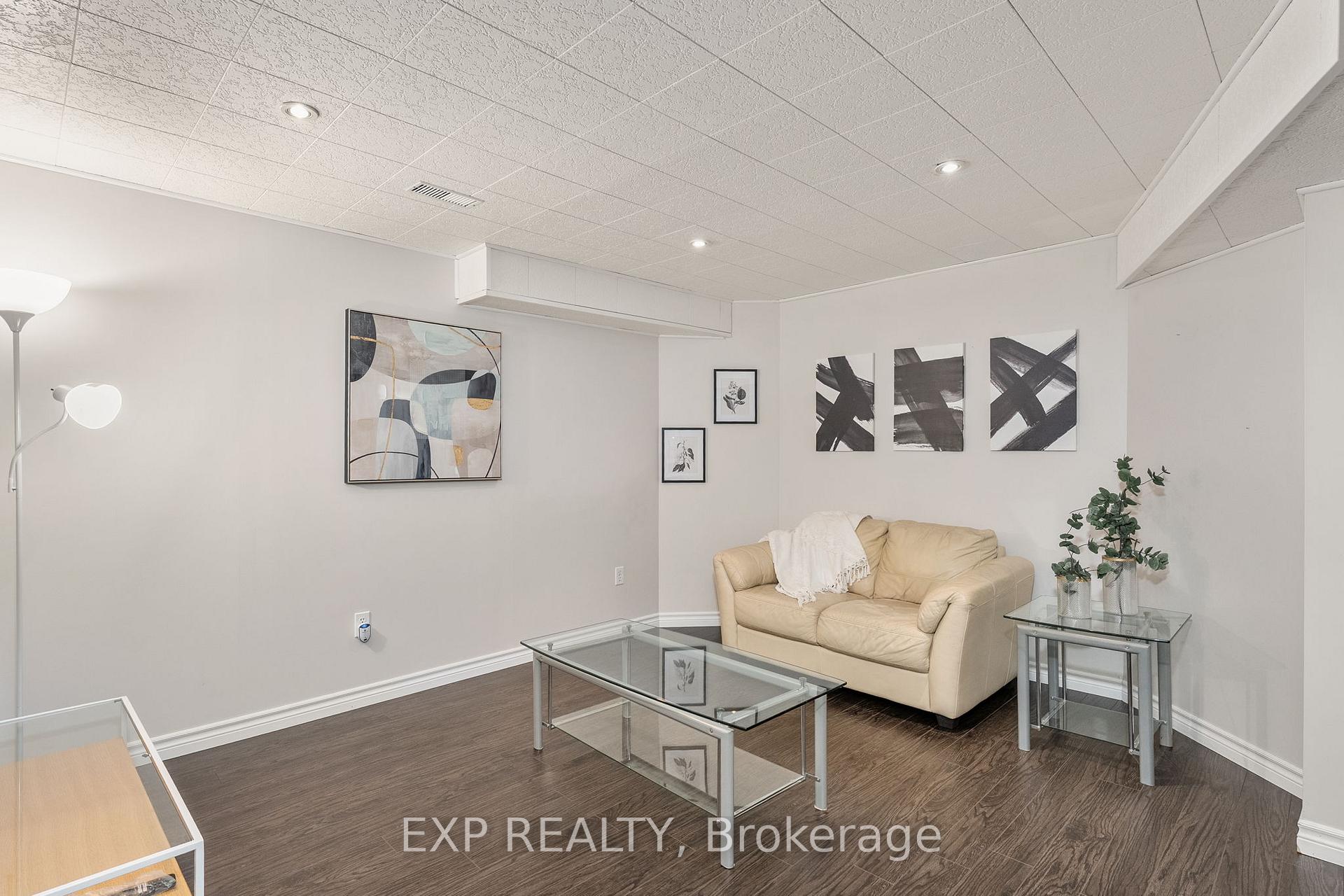 Photo 27 of 35 Churchland Drive, Barrie, Holly — HOMEH