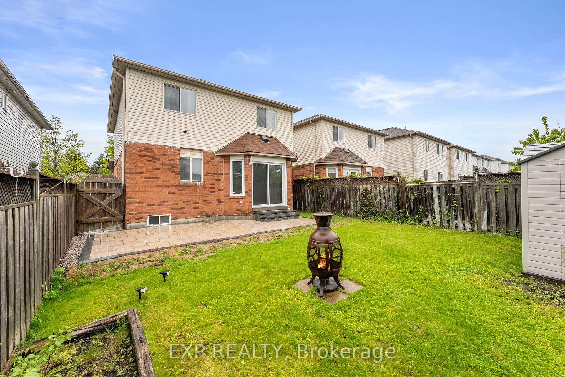 Photo 32 of 35 Churchland Drive, Barrie, Holly — HOMEH