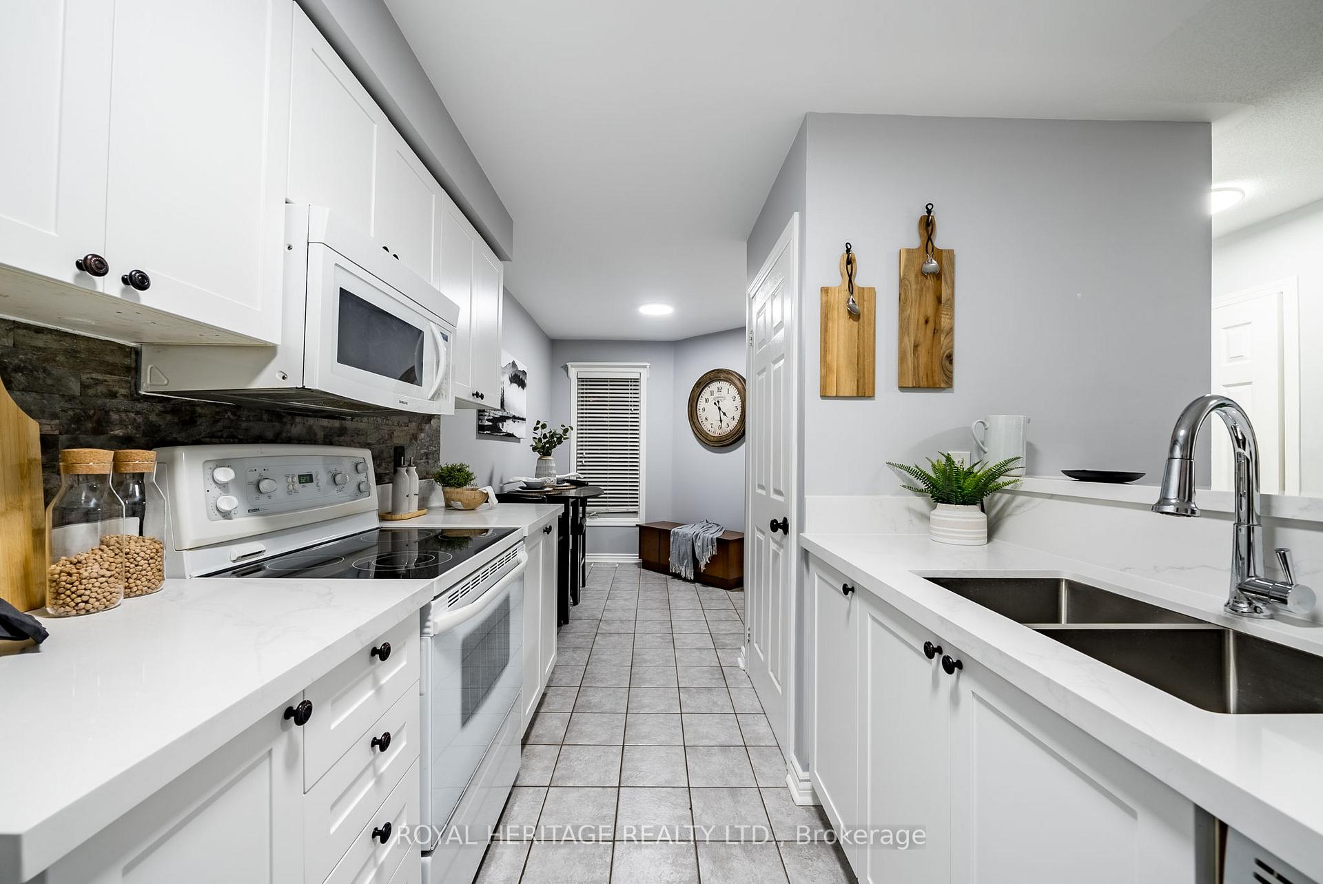 Photo 9 of 107 Shady Lane Crescent, Clarington, Bowmanville — HOMEH