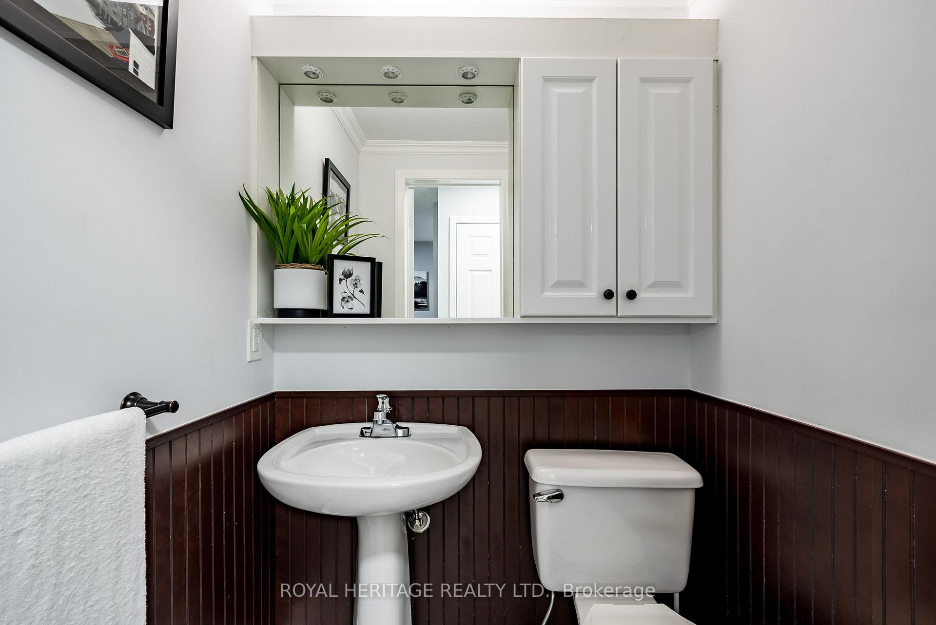 Photo 13 of 107 Shady Lane Crescent, Clarington, Bowmanville — HOMEH