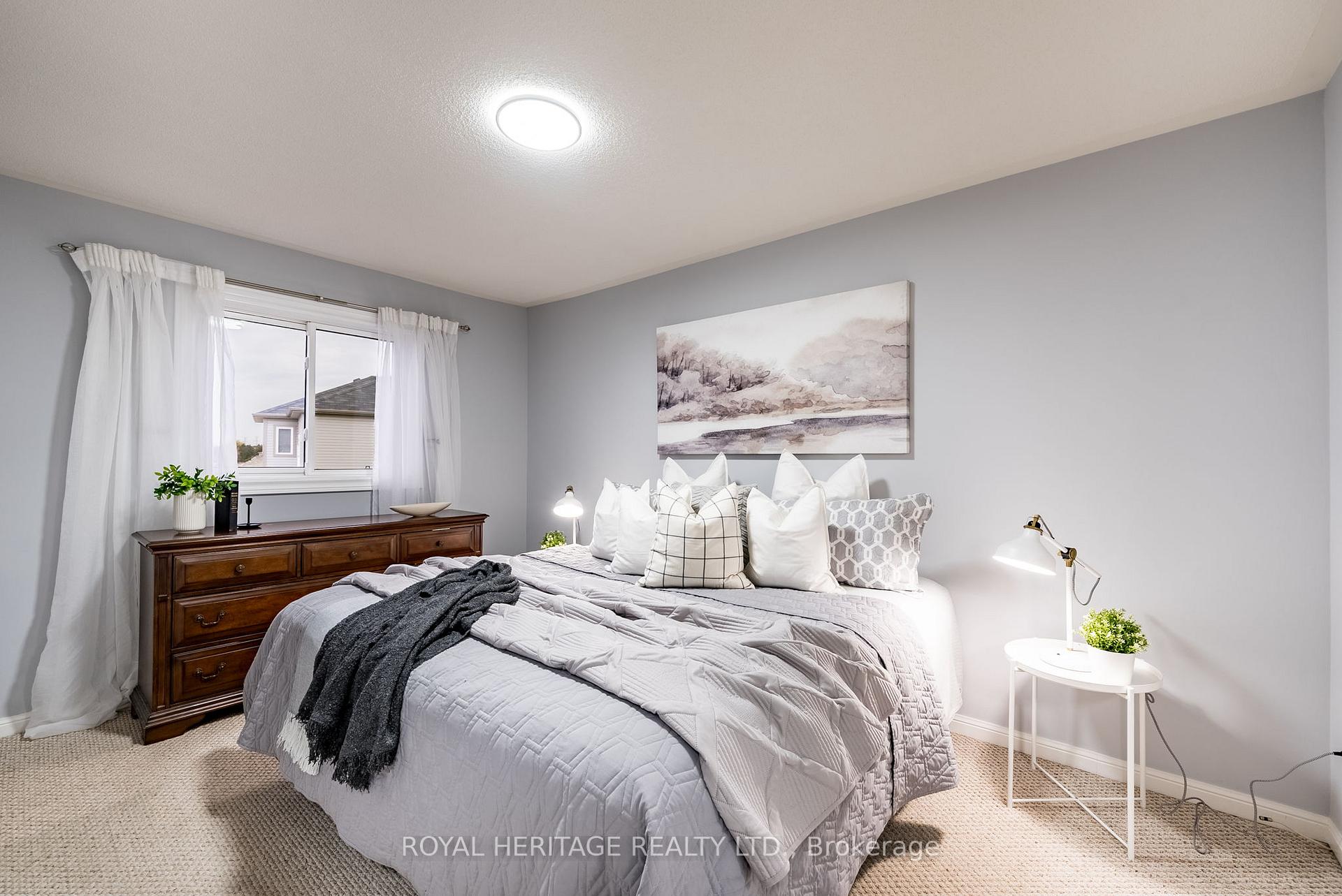 Photo 14 of 107 Shady Lane Crescent, Clarington, Bowmanville — HOMEH