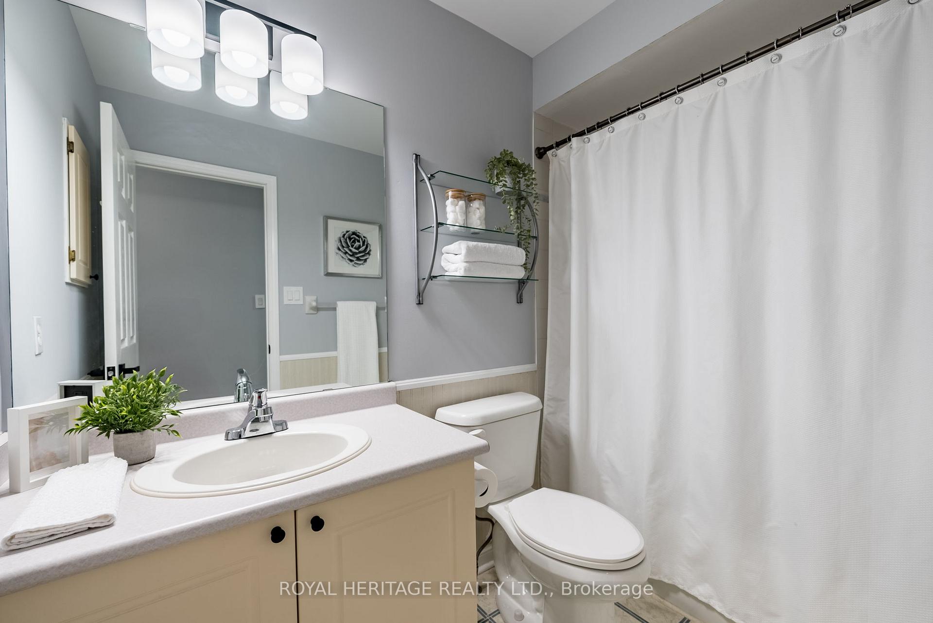 Photo 20 of 107 Shady Lane Crescent, Clarington, Bowmanville — HOMEH
