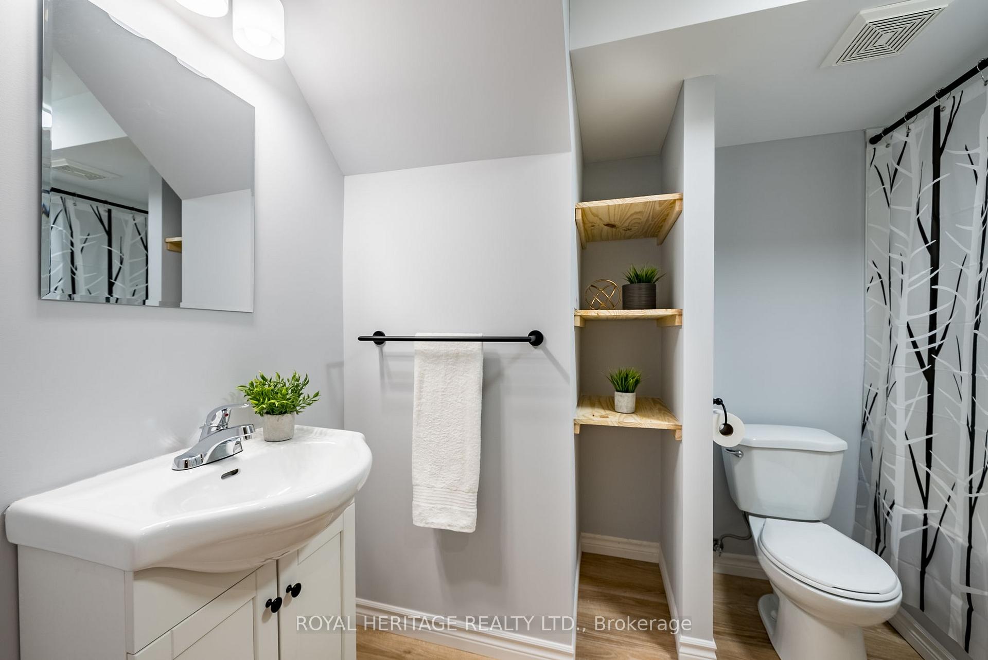 Photo 25 of 107 Shady Lane Crescent, Clarington, Bowmanville — HOMEH