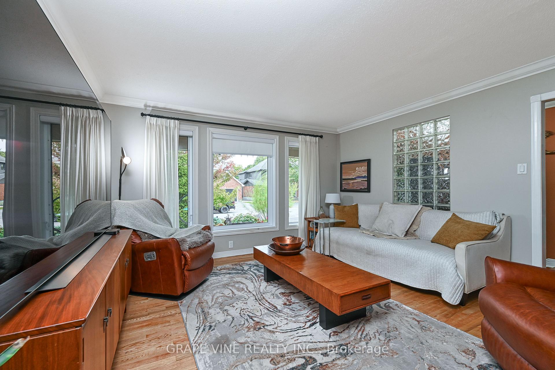 Photo 17 of 777 Rolling River Crescent, Ottawa, Riverside South/Gloucester Glen — HOMEH