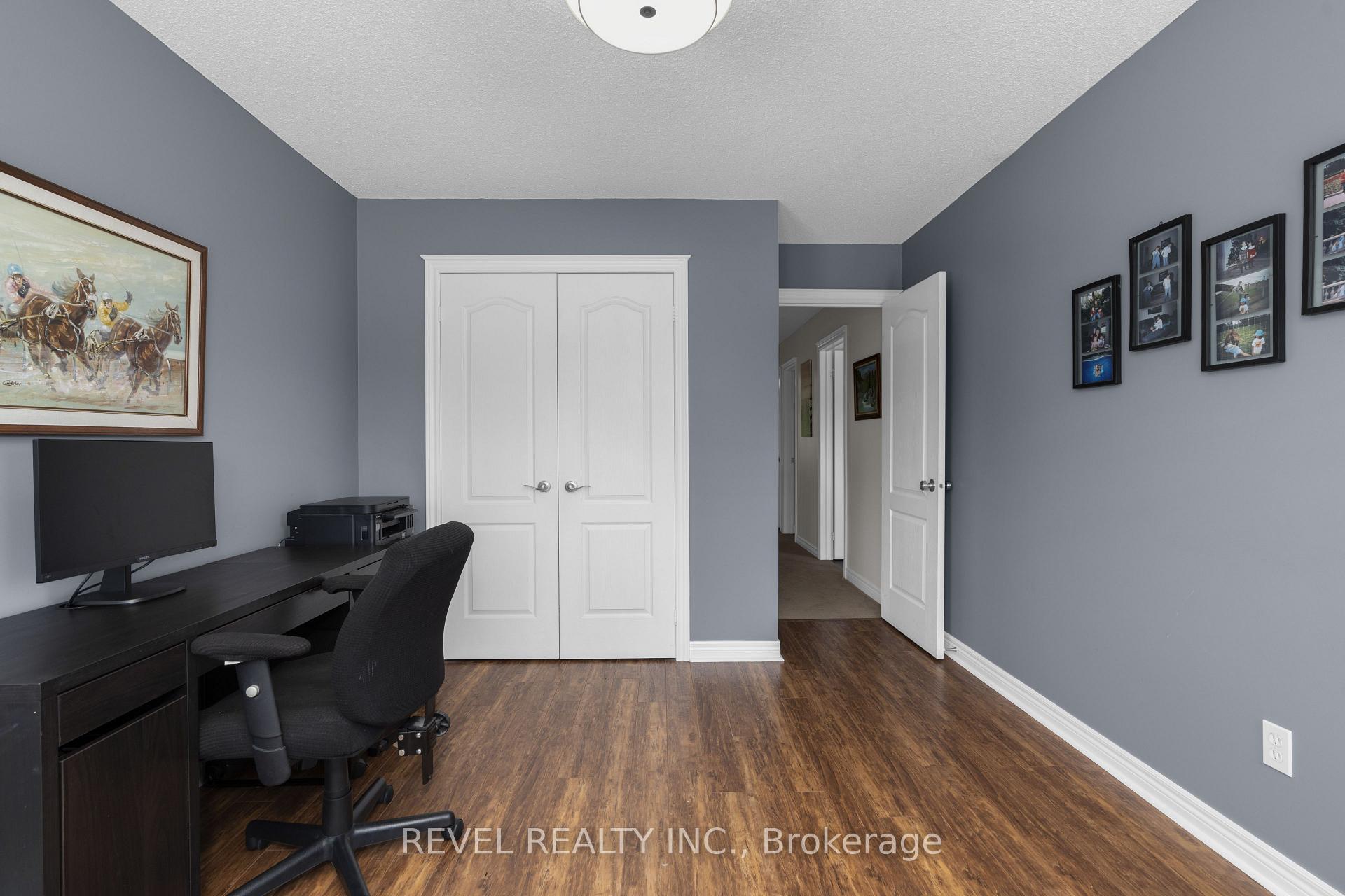 Photo 27 of 34 Allsop Crescent, Barrie, Holly — HOMEH
