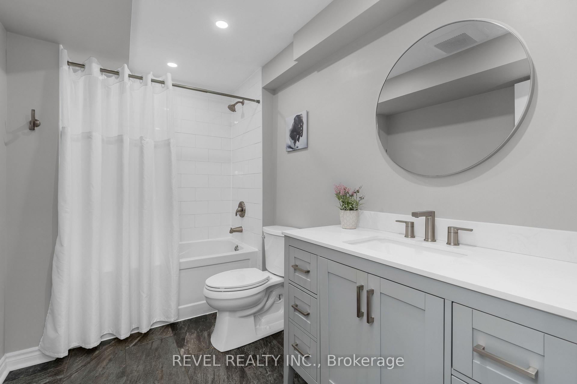 Photo 31 of 34 Allsop Crescent, Barrie, Holly — HOMEH