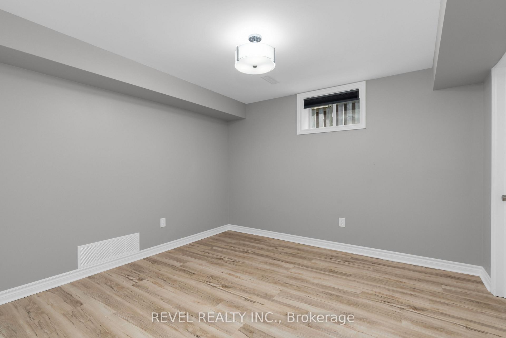 Photo 34 of 34 Allsop Crescent, Barrie, Holly — HOMEH