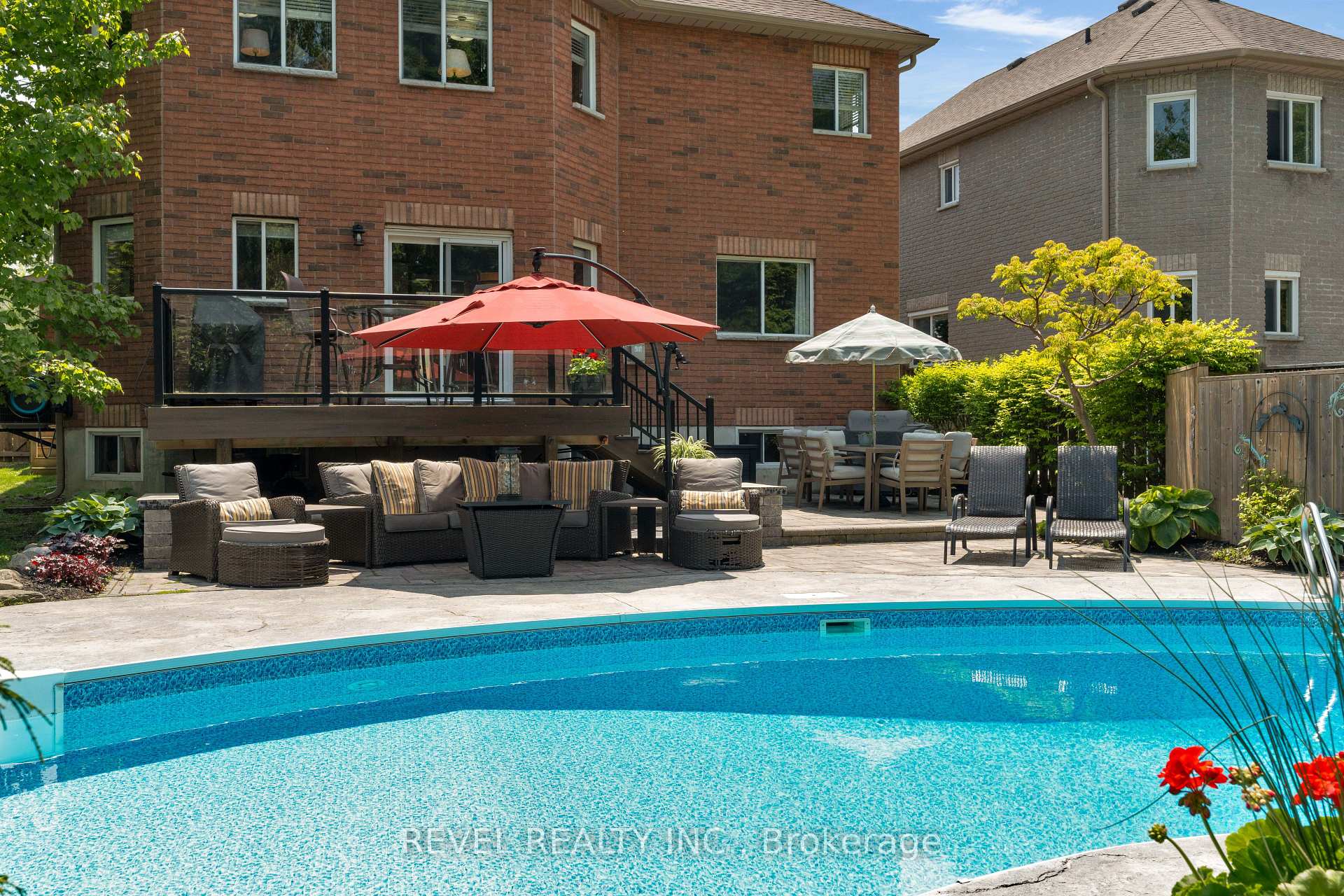 Photo 38 of 34 Allsop Crescent, Barrie, Holly — HOMEH