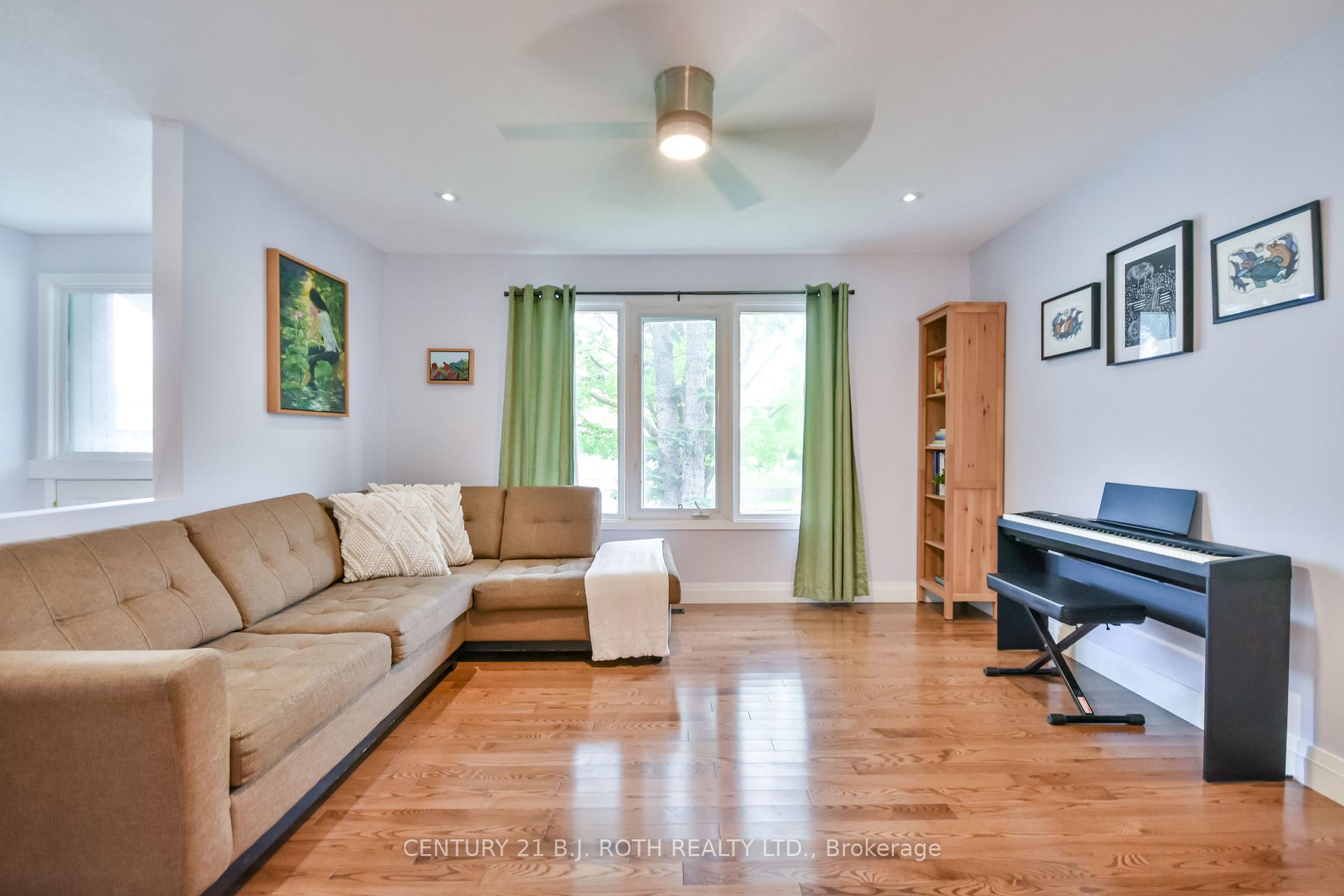Photo 7 of 51 Heather Street, Barrie, Sunnidale — HOMEH