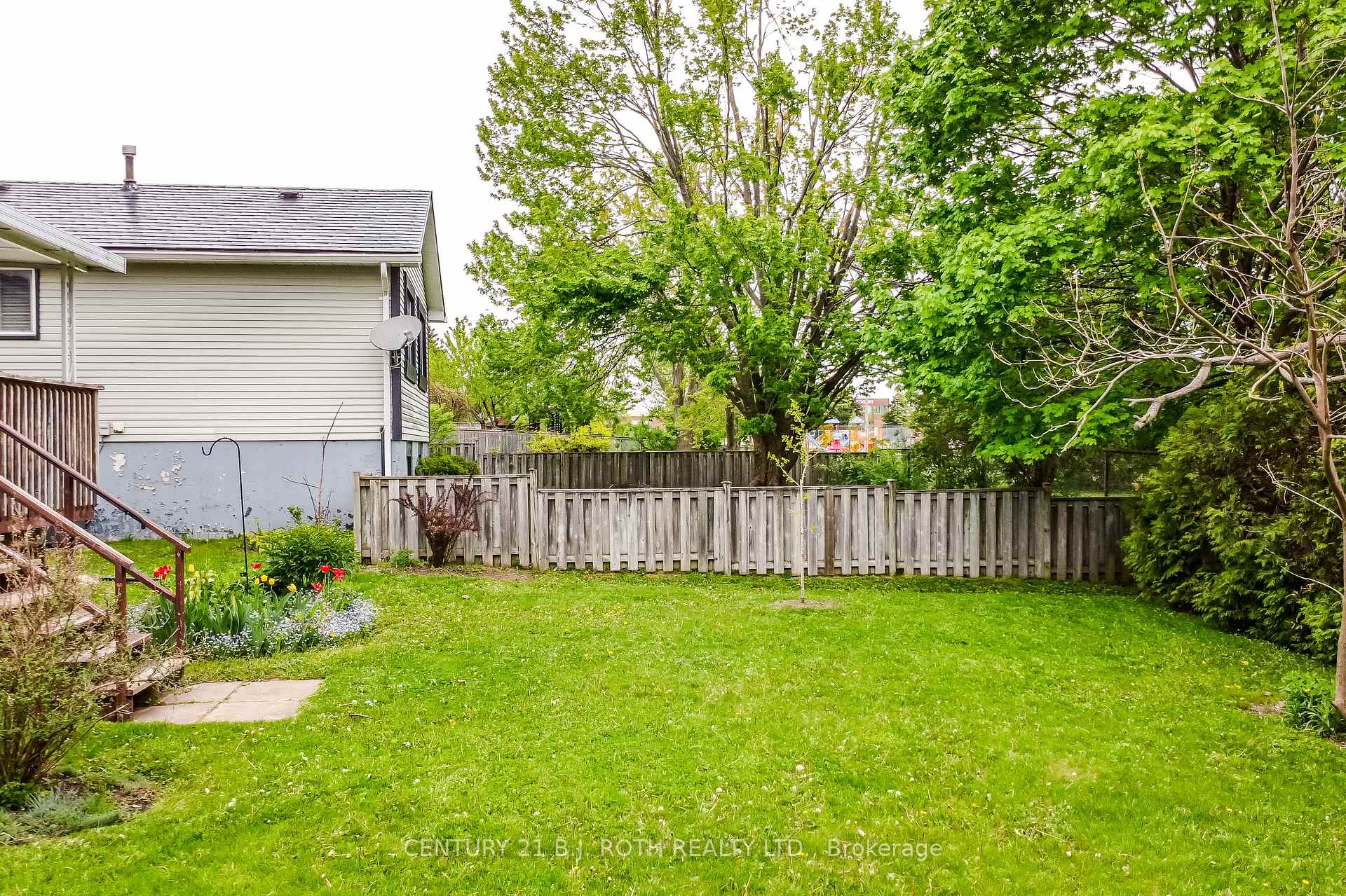 Photo 30 of 51 Heather Street, Barrie, Sunnidale — HOMEH