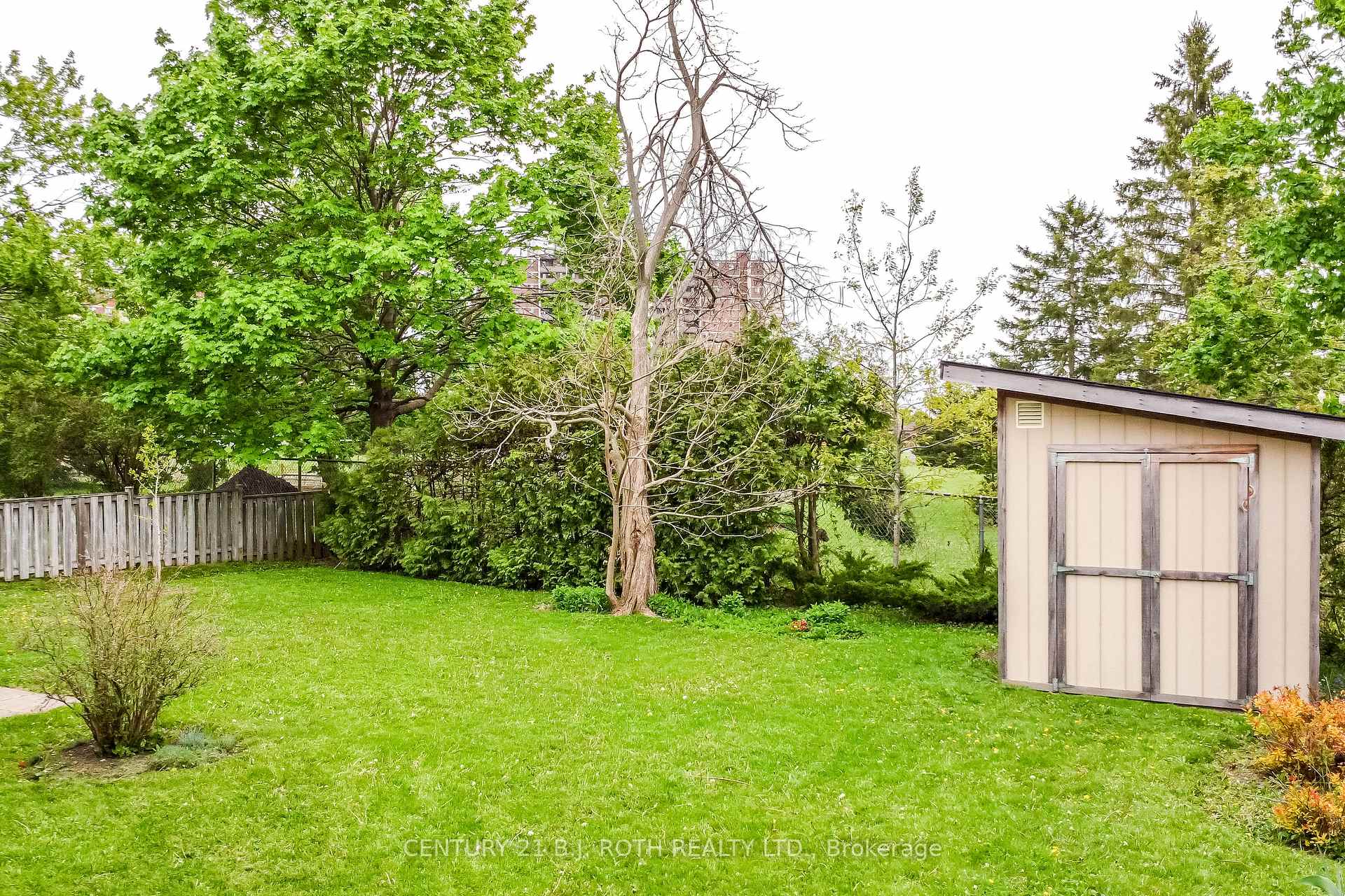 Photo 31 of 51 Heather Street, Barrie, Sunnidale — HOMEH