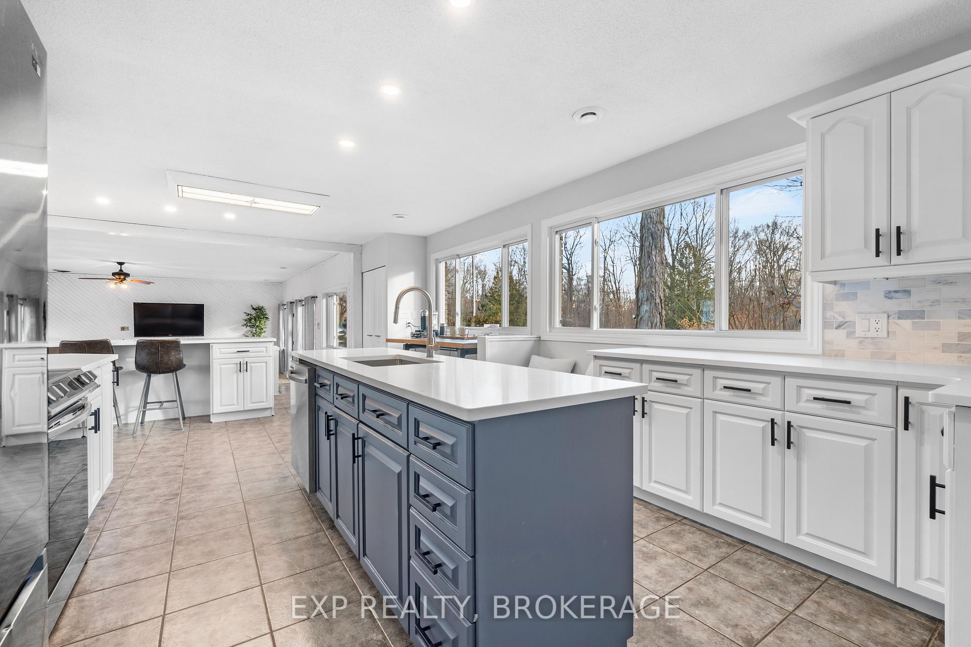 Photo 18 of 4277 Maple Drive, Frontenac, Frontenac South — HOMEH