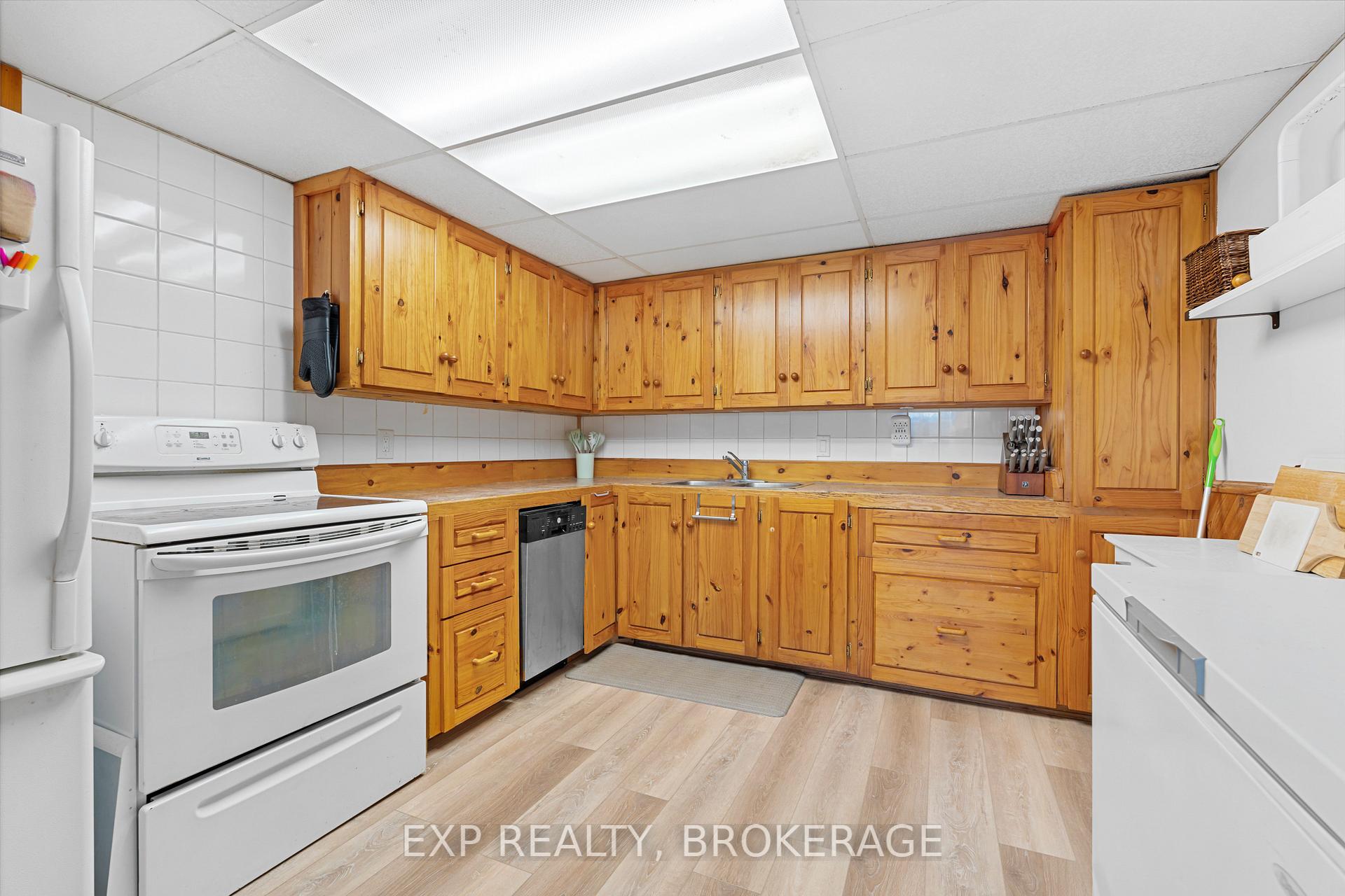 Photo 29 of 4277 Maple Drive, Frontenac, Frontenac South — HOMEH