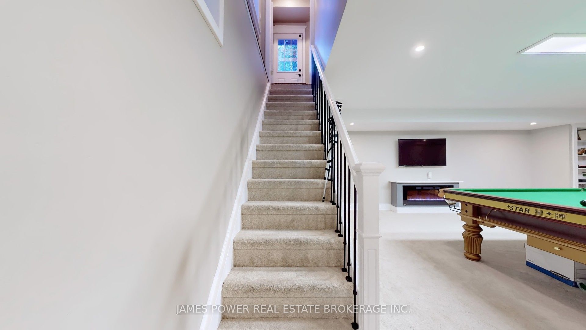 Photo 94 of 556 Stillwater Crescent, Burlington, LaSalle — HOMEH