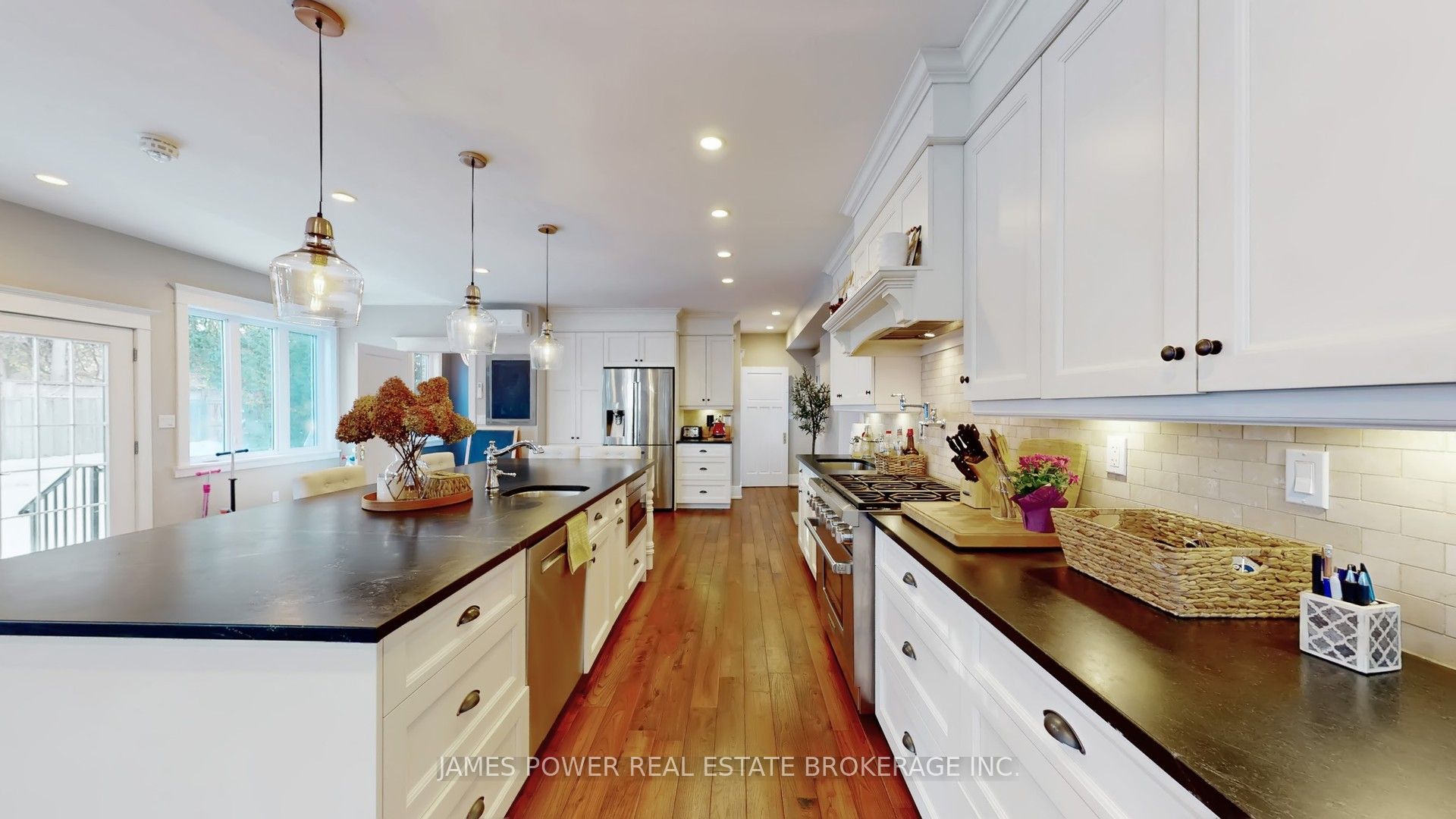Photo 71 of 556 Stillwater Crescent, Burlington, LaSalle — HOMEH