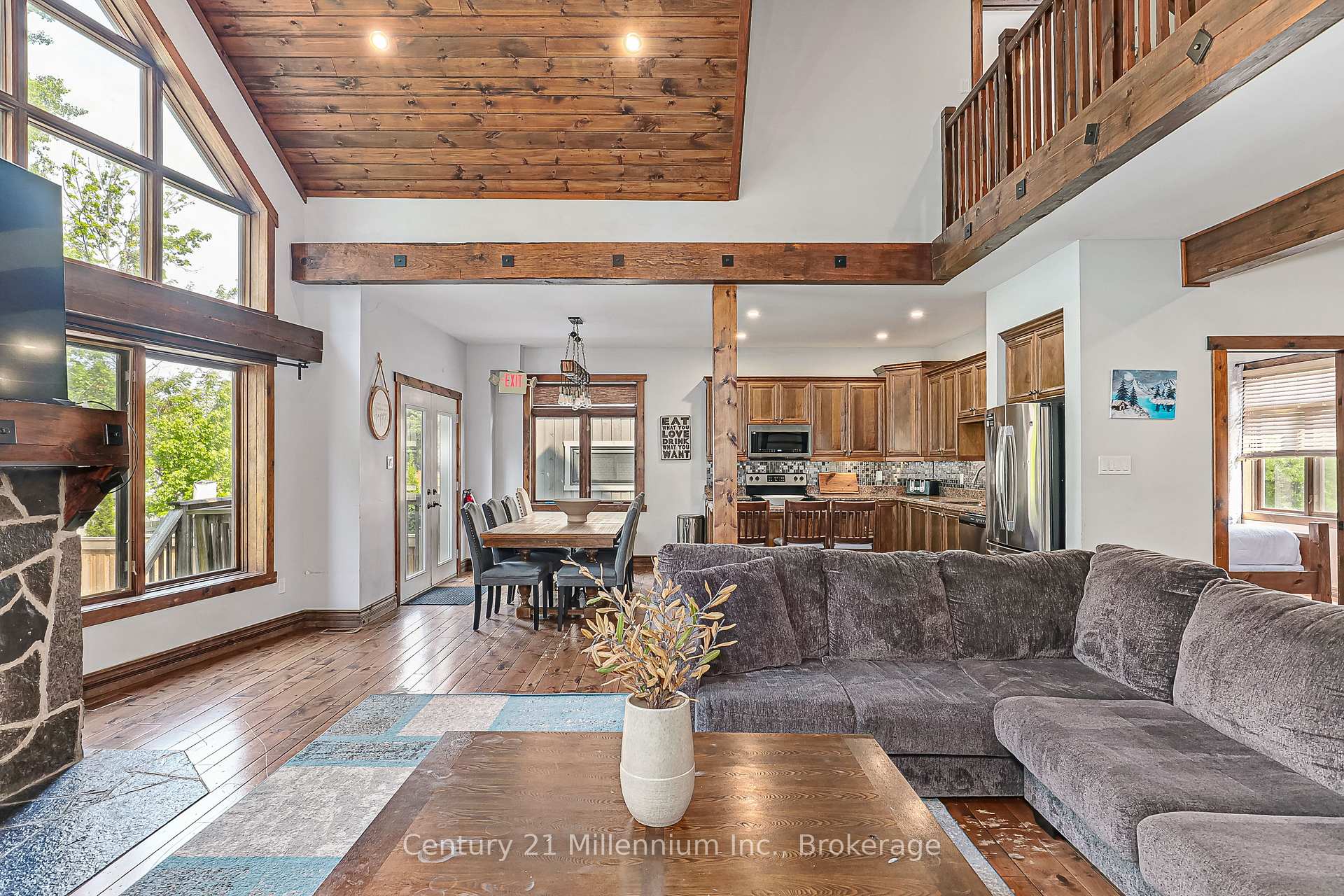 Photo 10 of 191 Brooker Boulevard, Blue Mountains — HOMEH