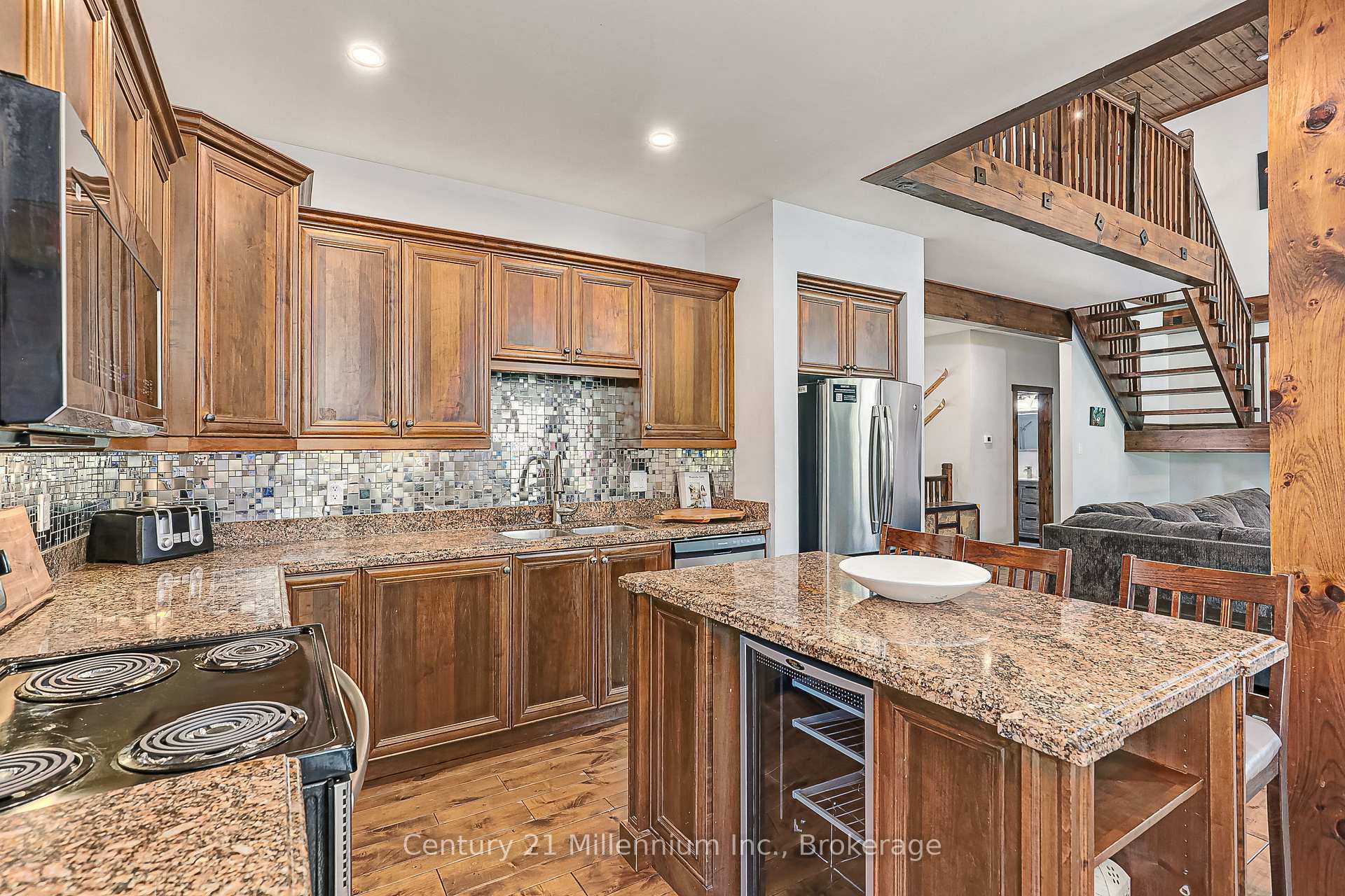 Photo 12 of 191 Brooker Boulevard, Blue Mountains — HOMEH