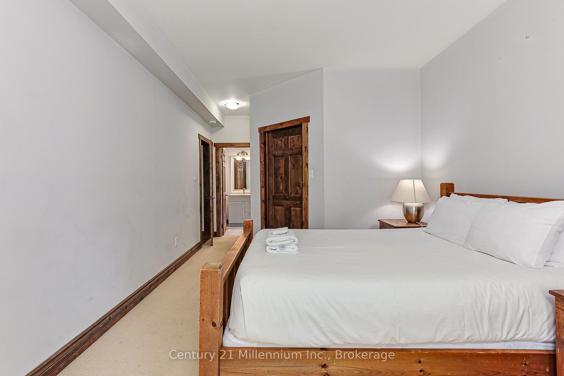 Photo 20 of 191 Brooker Boulevard, Blue Mountains — HOMEH