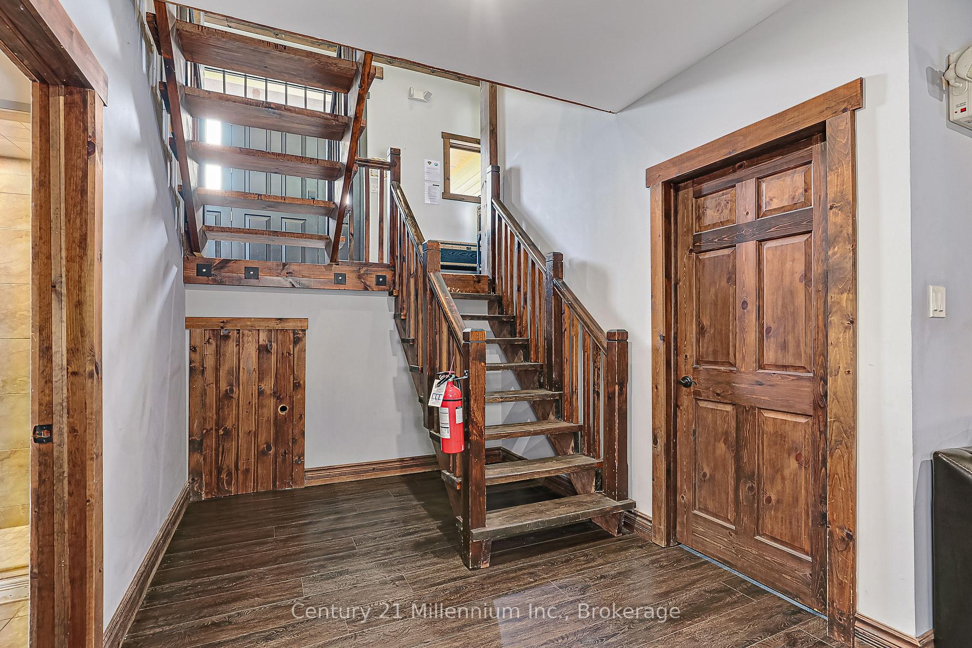 Photo 35 of 191 Brooker Boulevard, Blue Mountains — HOMEH