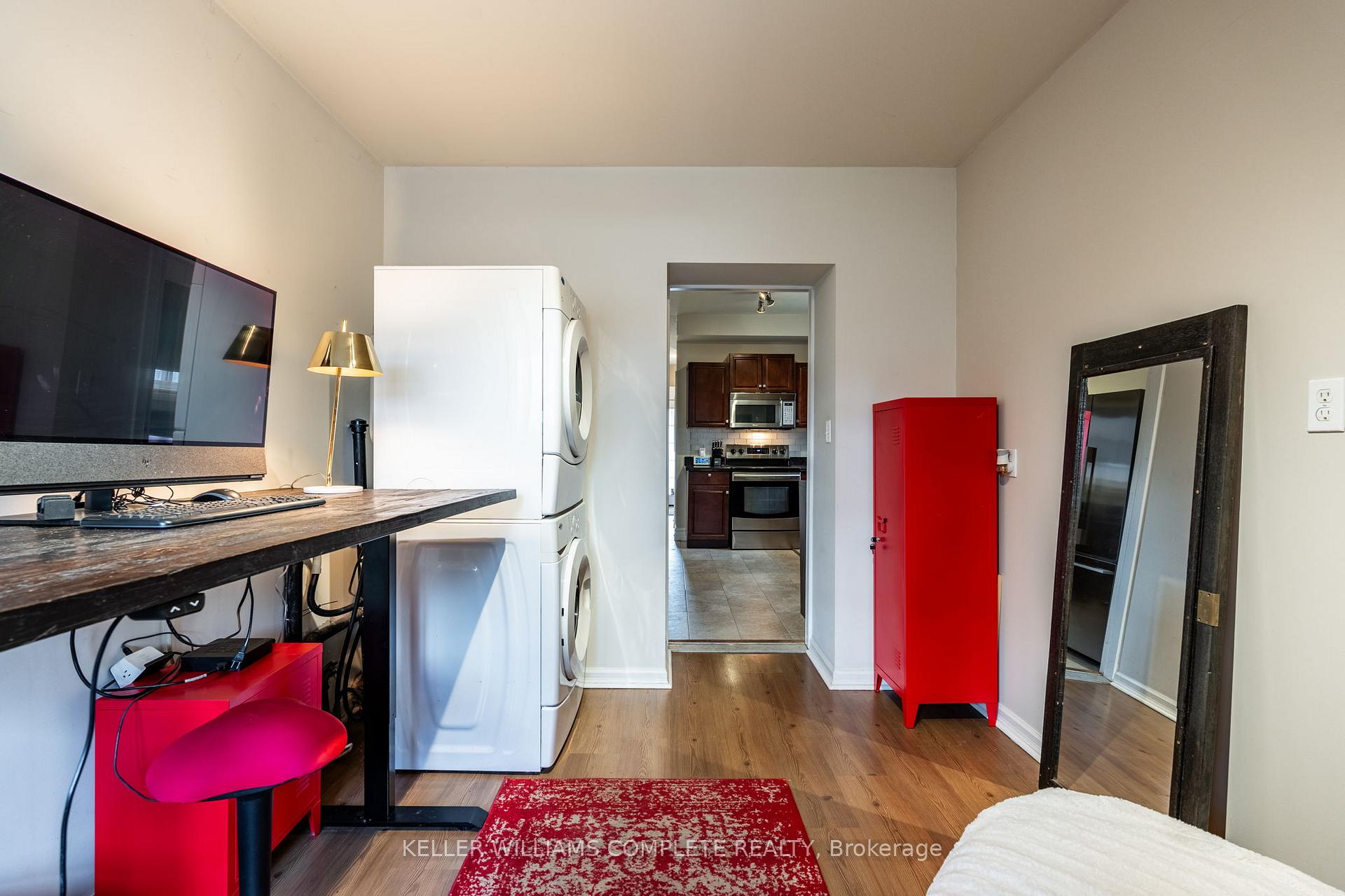 Photo 13 of 48 West 3rd Street, Hamilton, Bonnington — HOMEH