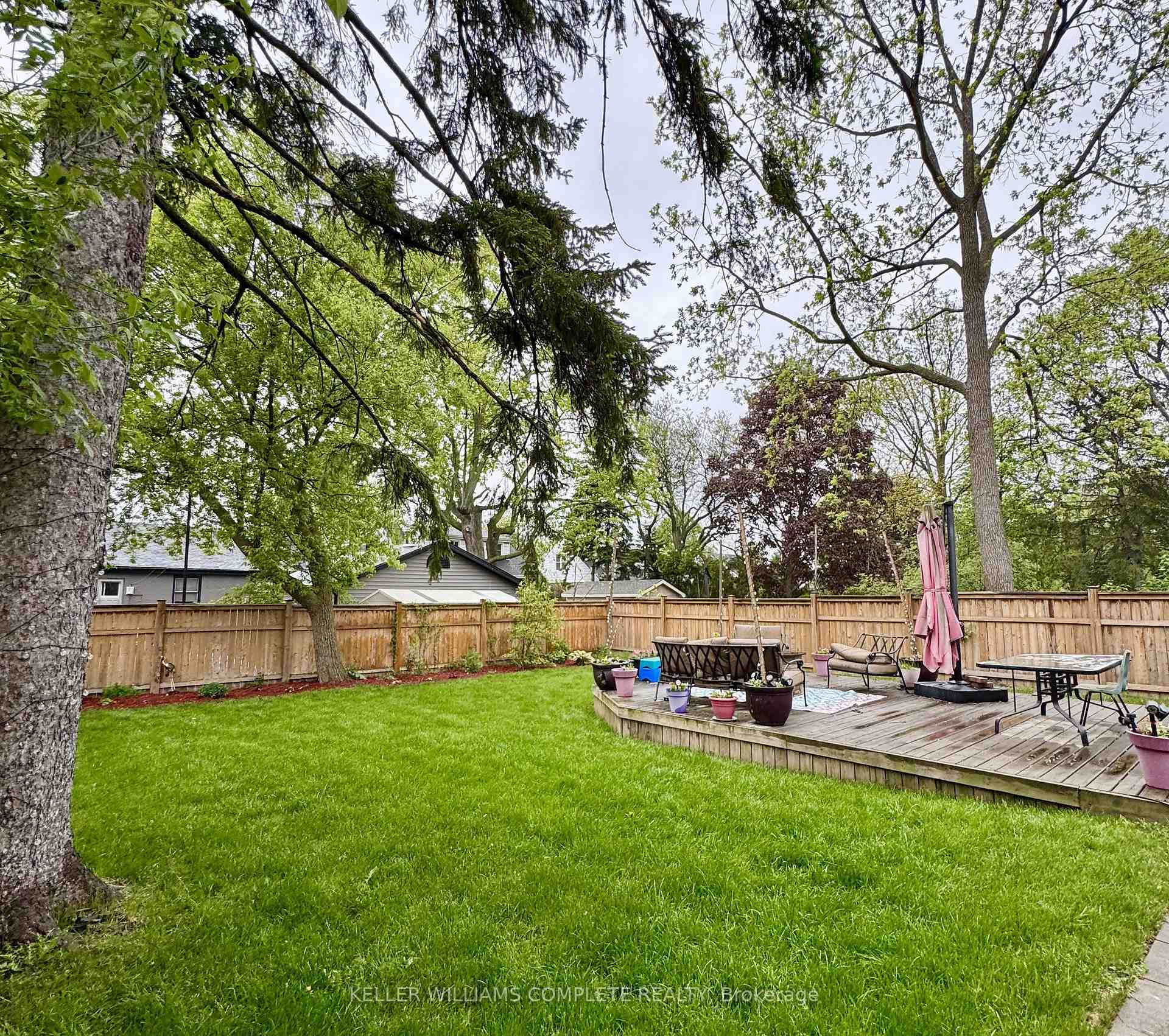 Photo 30 of 48 West 3rd Street, Hamilton, Bonnington — HOMEH