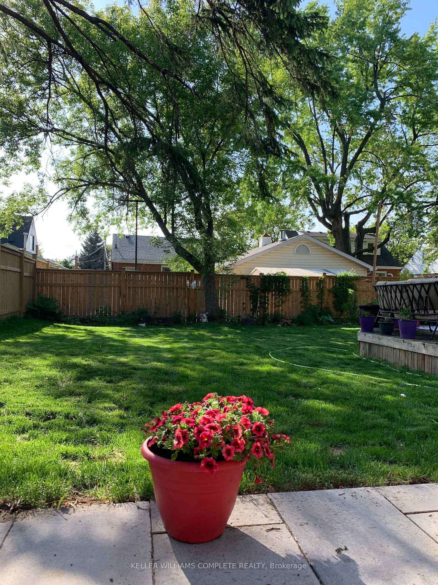 Photo 37 of 48 West 3rd Street, Hamilton, Bonnington — HOMEH