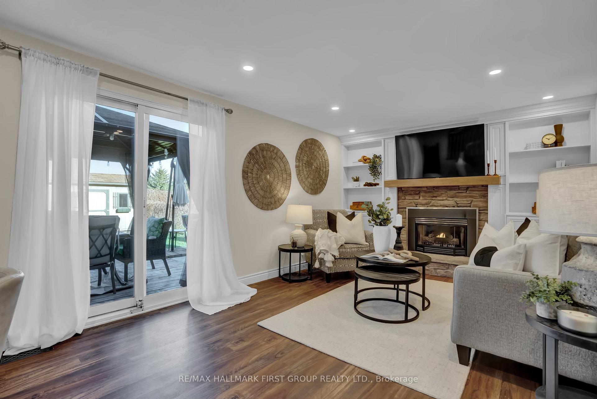 Photo 16 of 48 Spry Avenue, Clarington, Bowmanville — HOMEH