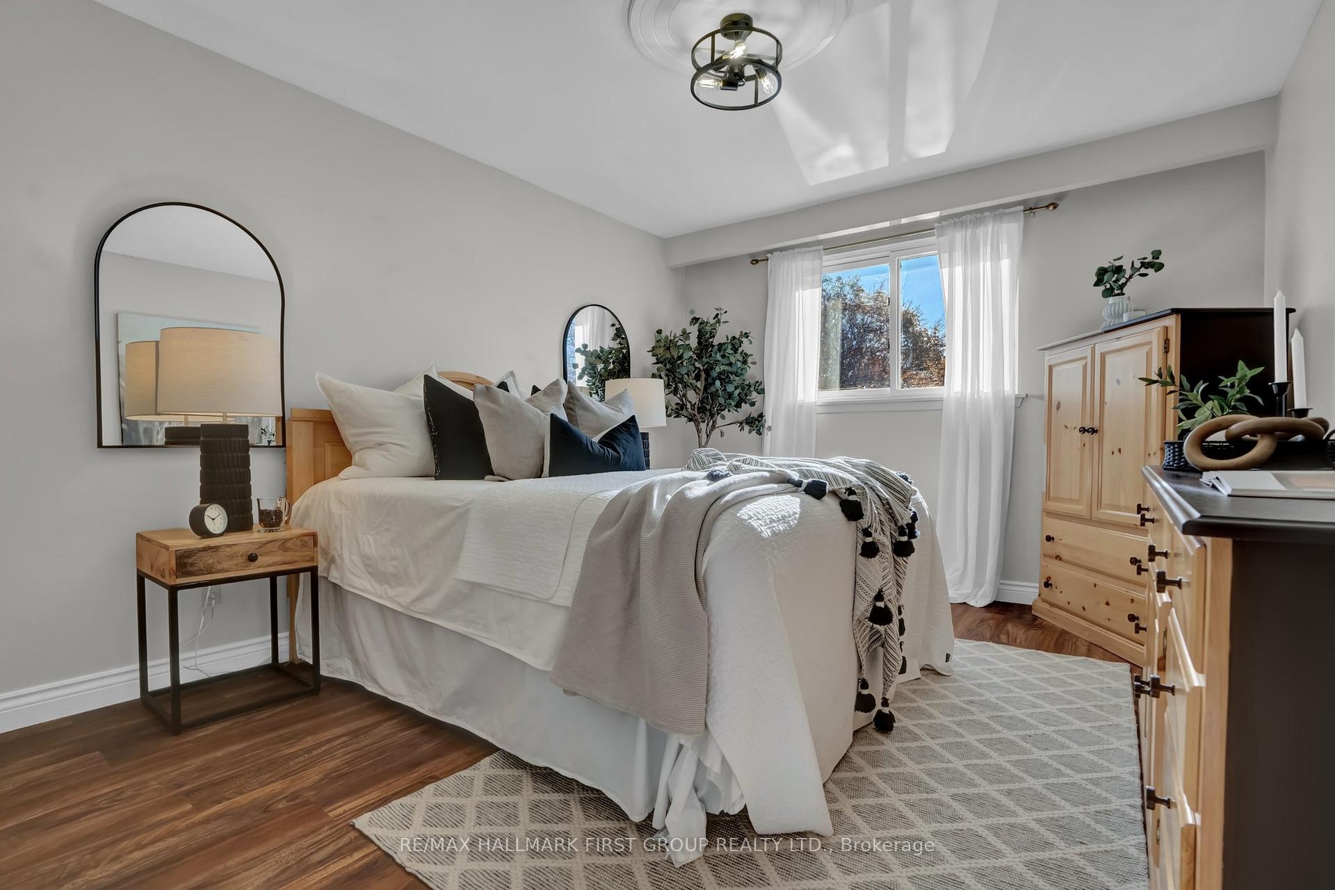 Photo 20 of 48 Spry Avenue, Clarington, Bowmanville — HOMEH