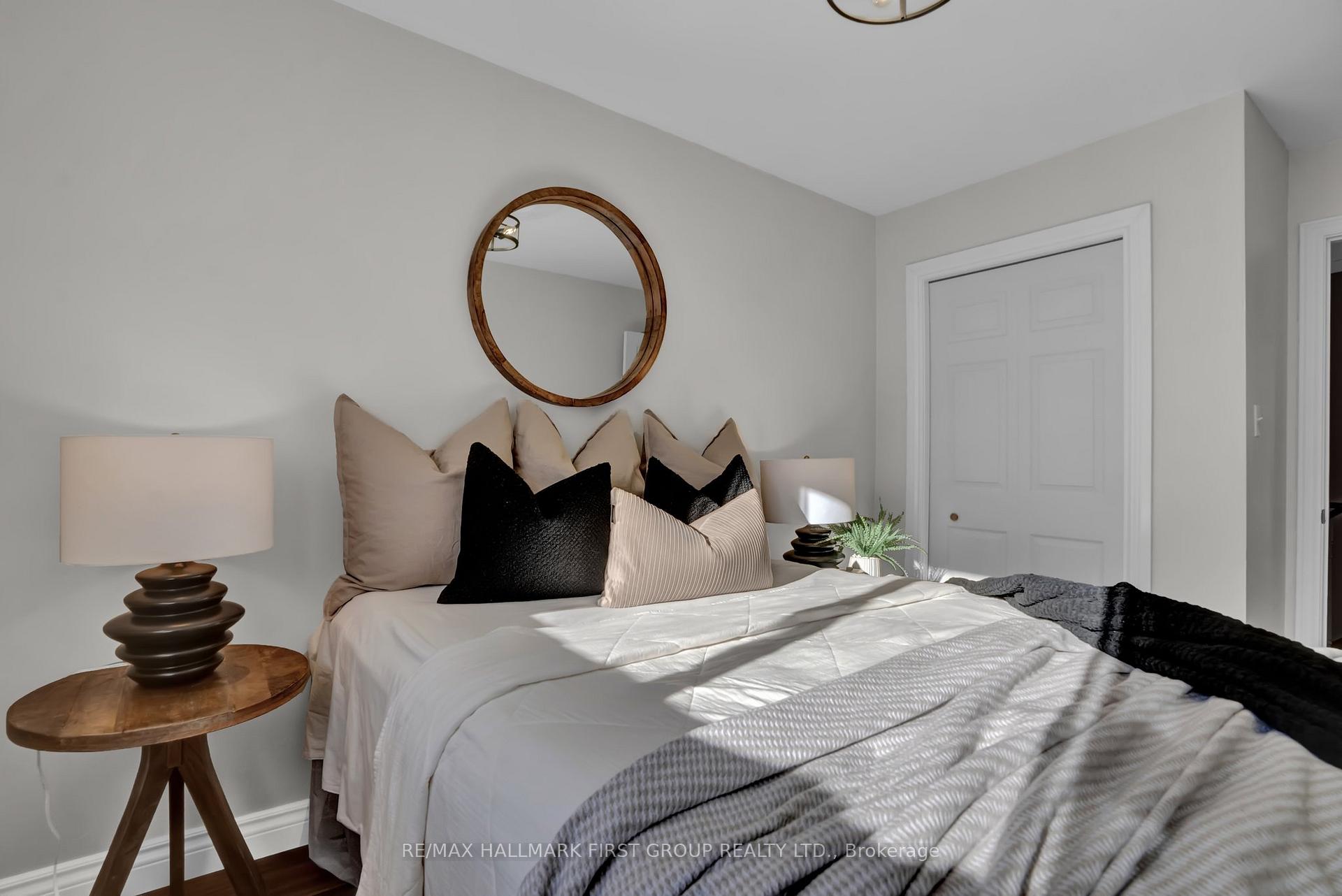 Photo 24 of 48 Spry Avenue, Clarington, Bowmanville — HOMEH