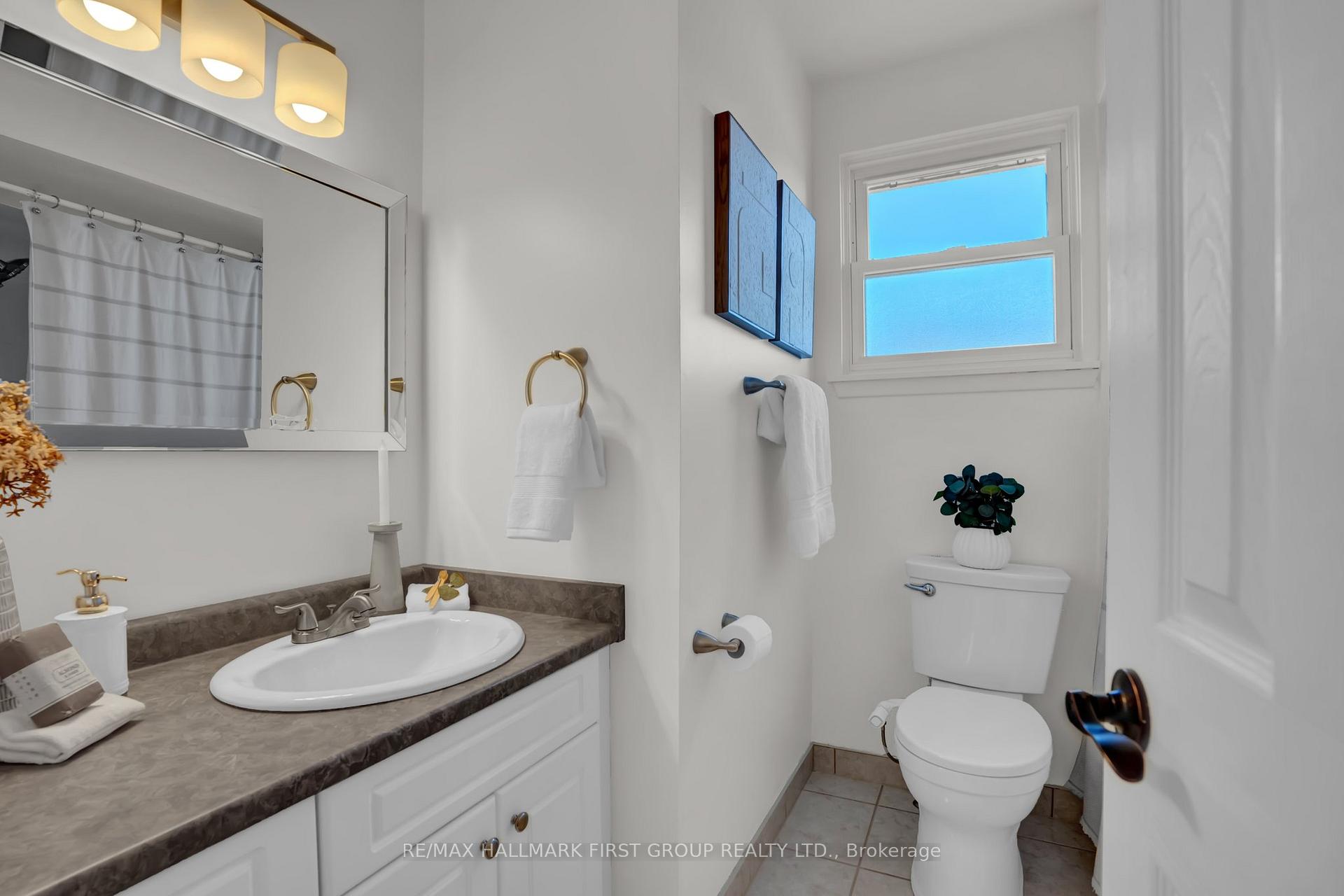 Photo 29 of 48 Spry Avenue, Clarington, Bowmanville — HOMEH