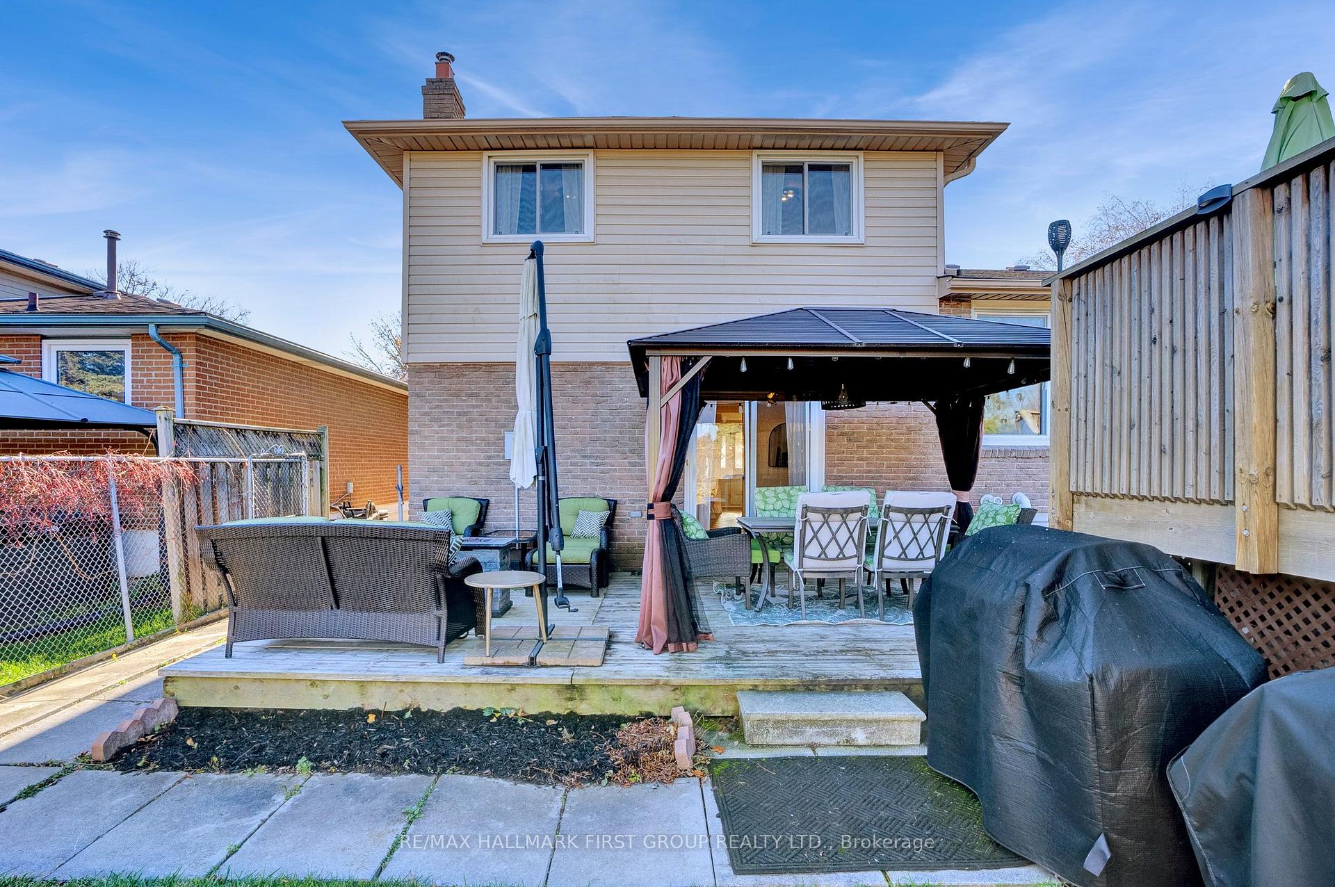 Photo 35 of 48 Spry Avenue, Clarington, Bowmanville — HOMEH