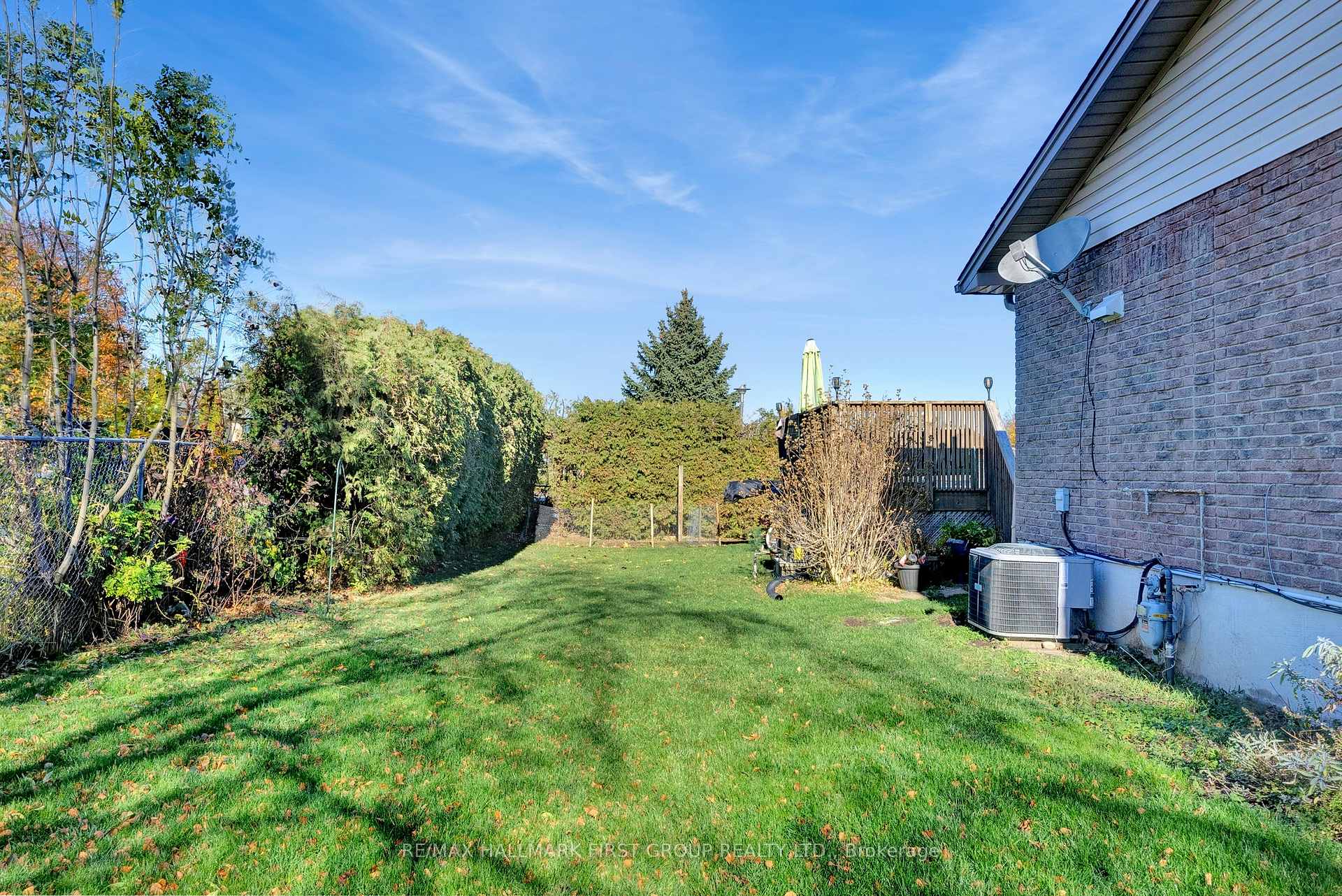 Photo 38 of 48 Spry Avenue, Clarington, Bowmanville — HOMEH
