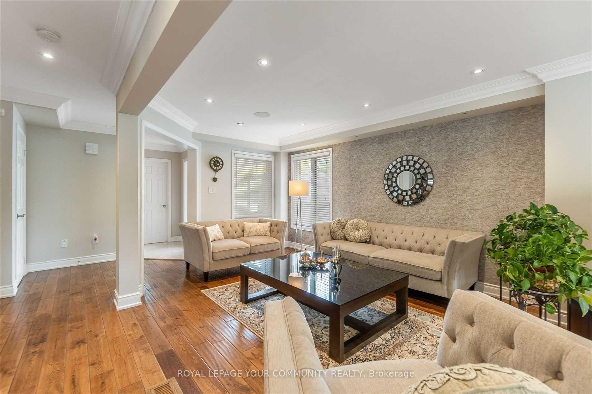 Photo 6 of 111 Bonny Meadows Drive, Aurora, Aurora Highlands — HOMEH