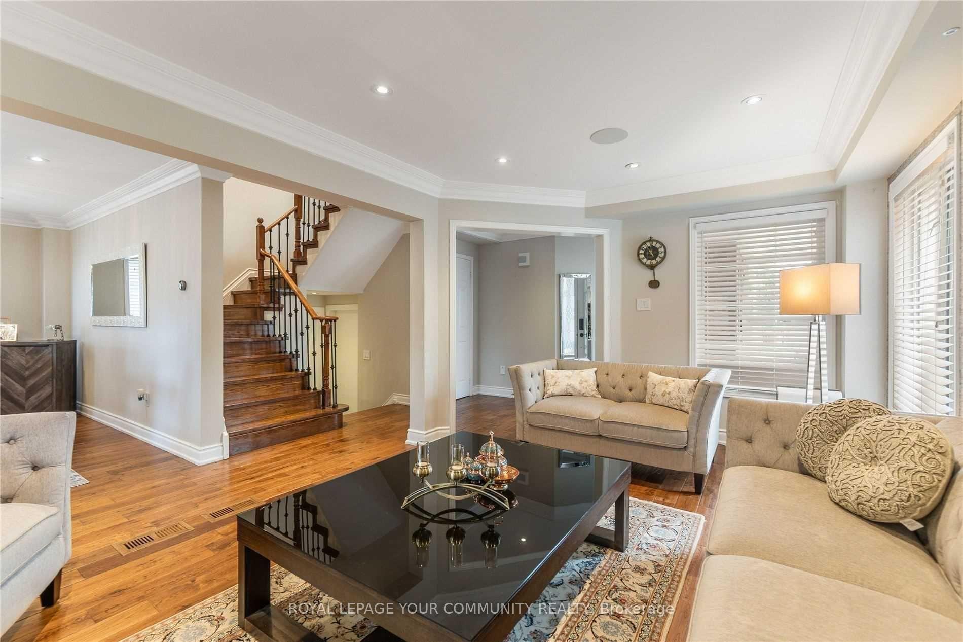 Photo 7 of 111 Bonny Meadows Drive, Aurora, Aurora Highlands — HOMEH