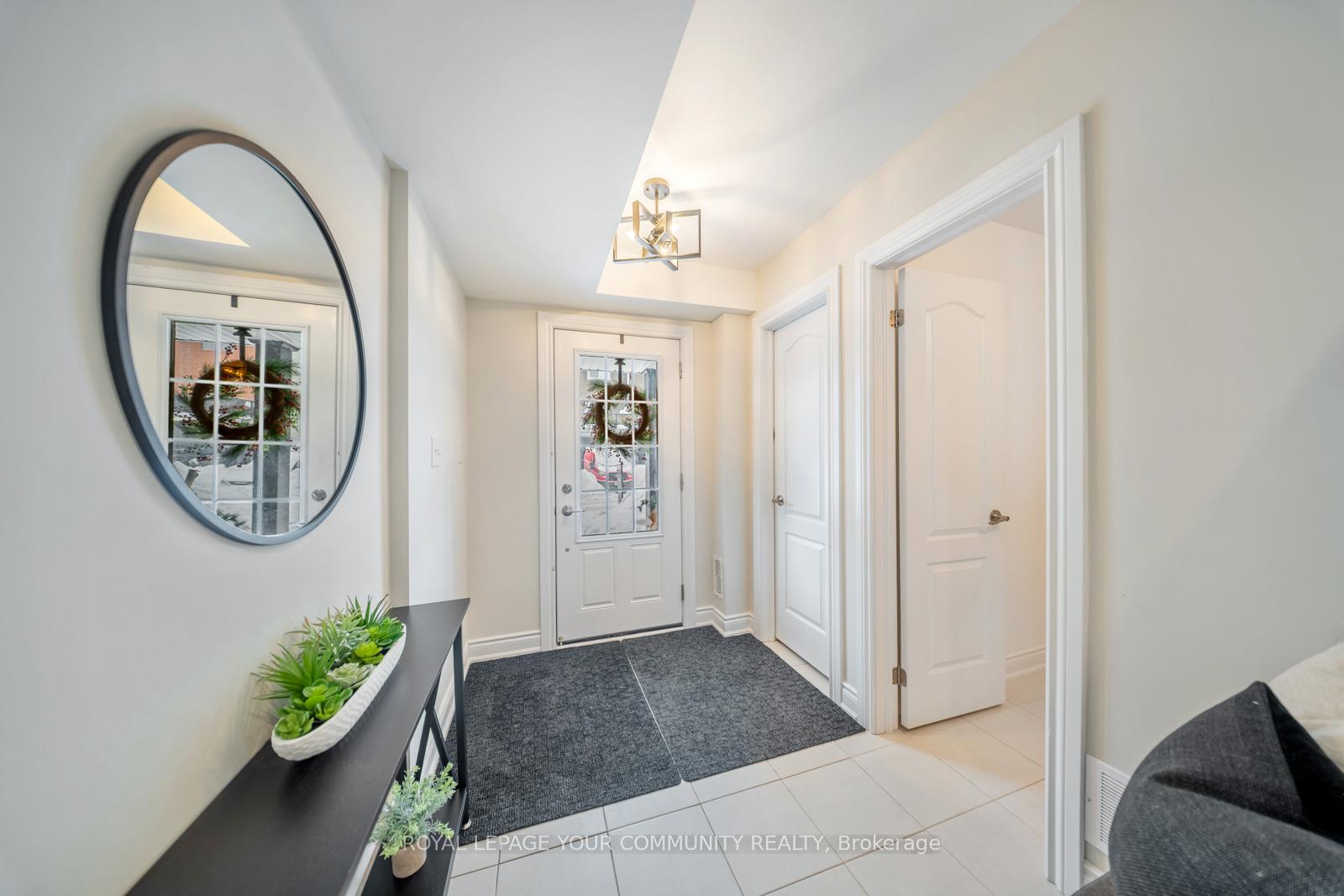 Photo 2 of 12 Andean Lane, Barrie, Rural Barrie Southwest — HOMEH