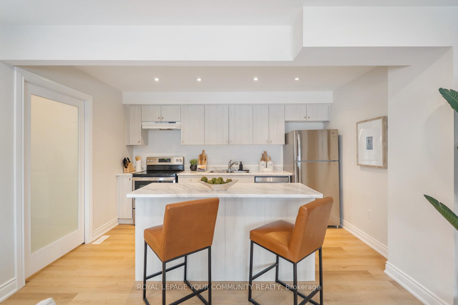 Photo 16 of 12 Andean Lane, Barrie, Rural Barrie Southwest — HOMEH