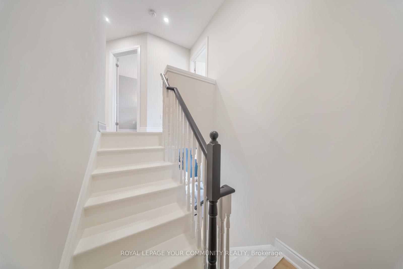 Photo 21 of 12 Andean Lane, Barrie, Rural Barrie Southwest — HOMEH