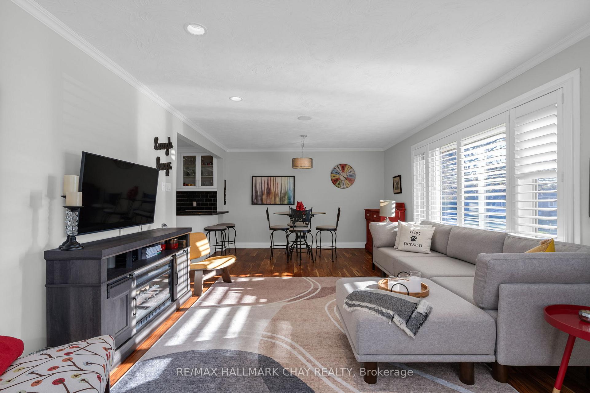 Photo 34 of 15 Bothwell Crescent, Barrie, Wellington — HOMEH