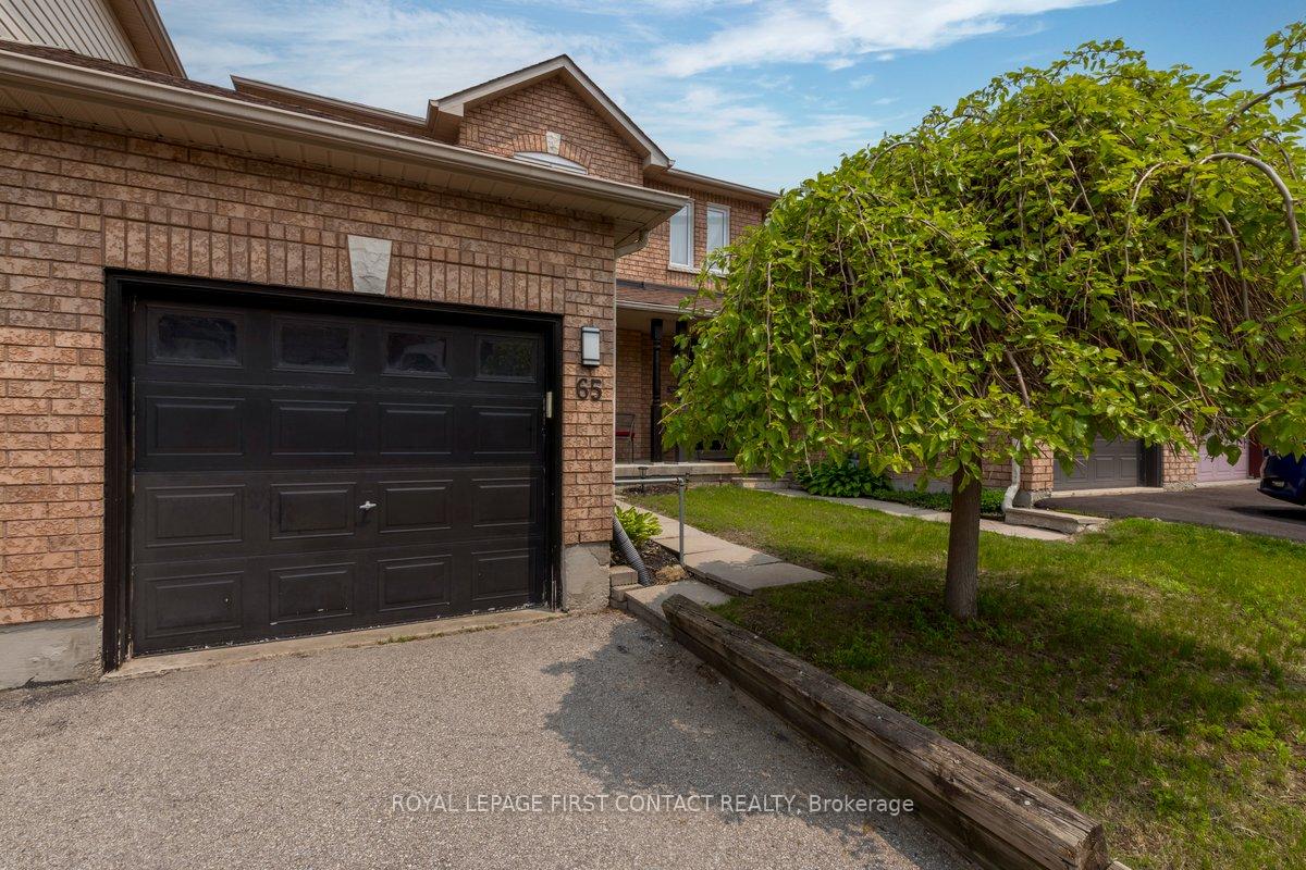 Photo 2 of 65 Hawthorne Crescent, Barrie, Ardagh — HOMEH