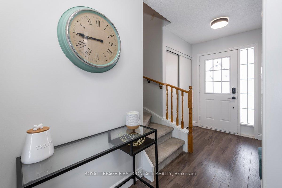 Photo 5 of 65 Hawthorne Crescent, Barrie, Ardagh — HOMEH