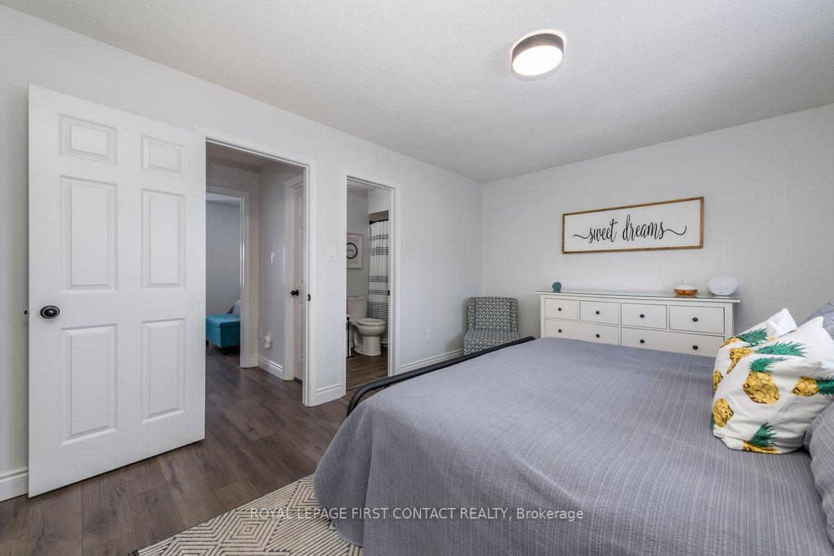 Photo 19 of 65 Hawthorne Crescent, Barrie, Ardagh — HOMEH