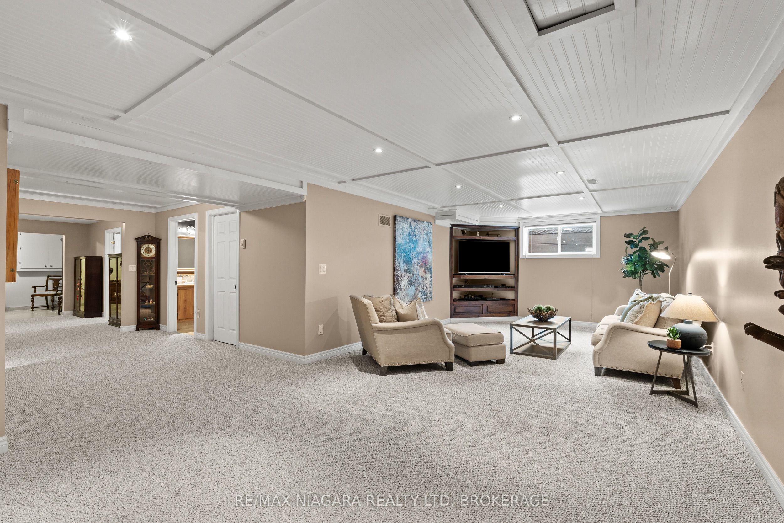 Photo 78 of 111 Pearson Road, Welland, Cooks Mills — HOMEH